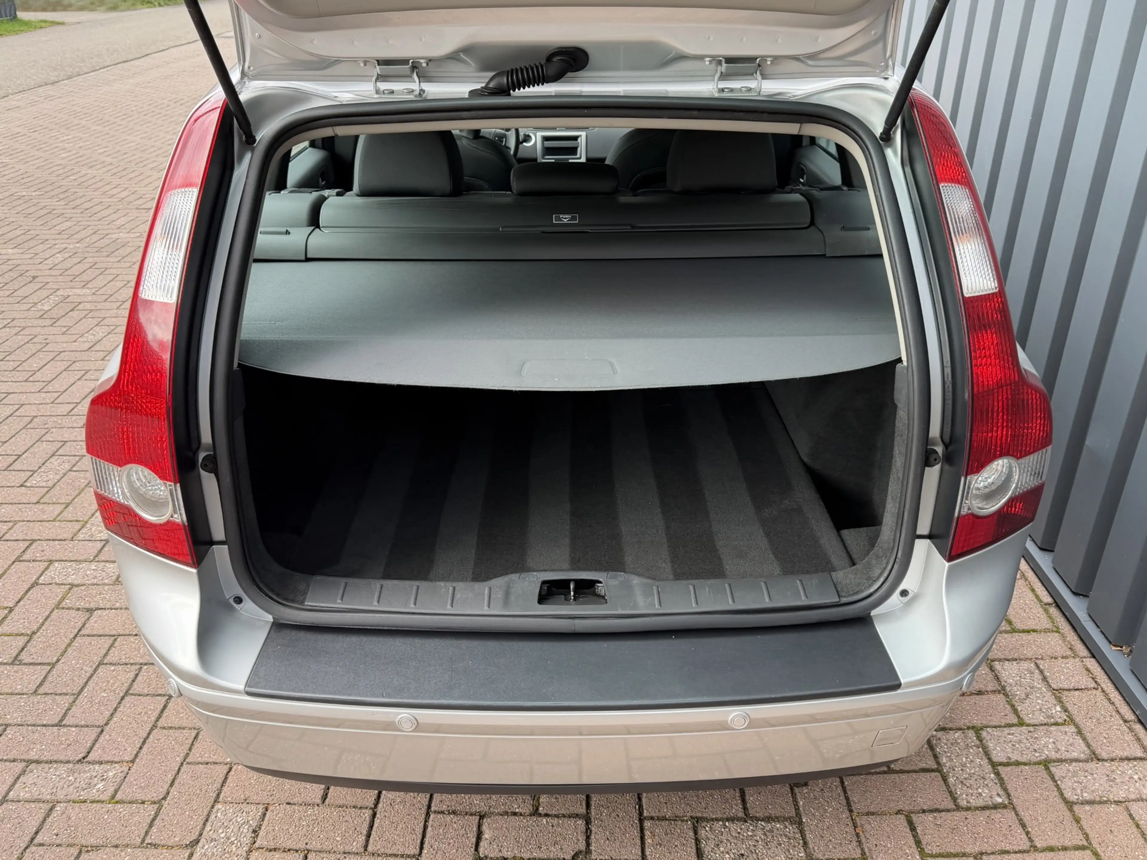 Volvo V50 2.5 T5 Momentum 1E EIG.!/DEALER OND.!/YOUNGTIMER!/ — photo 7