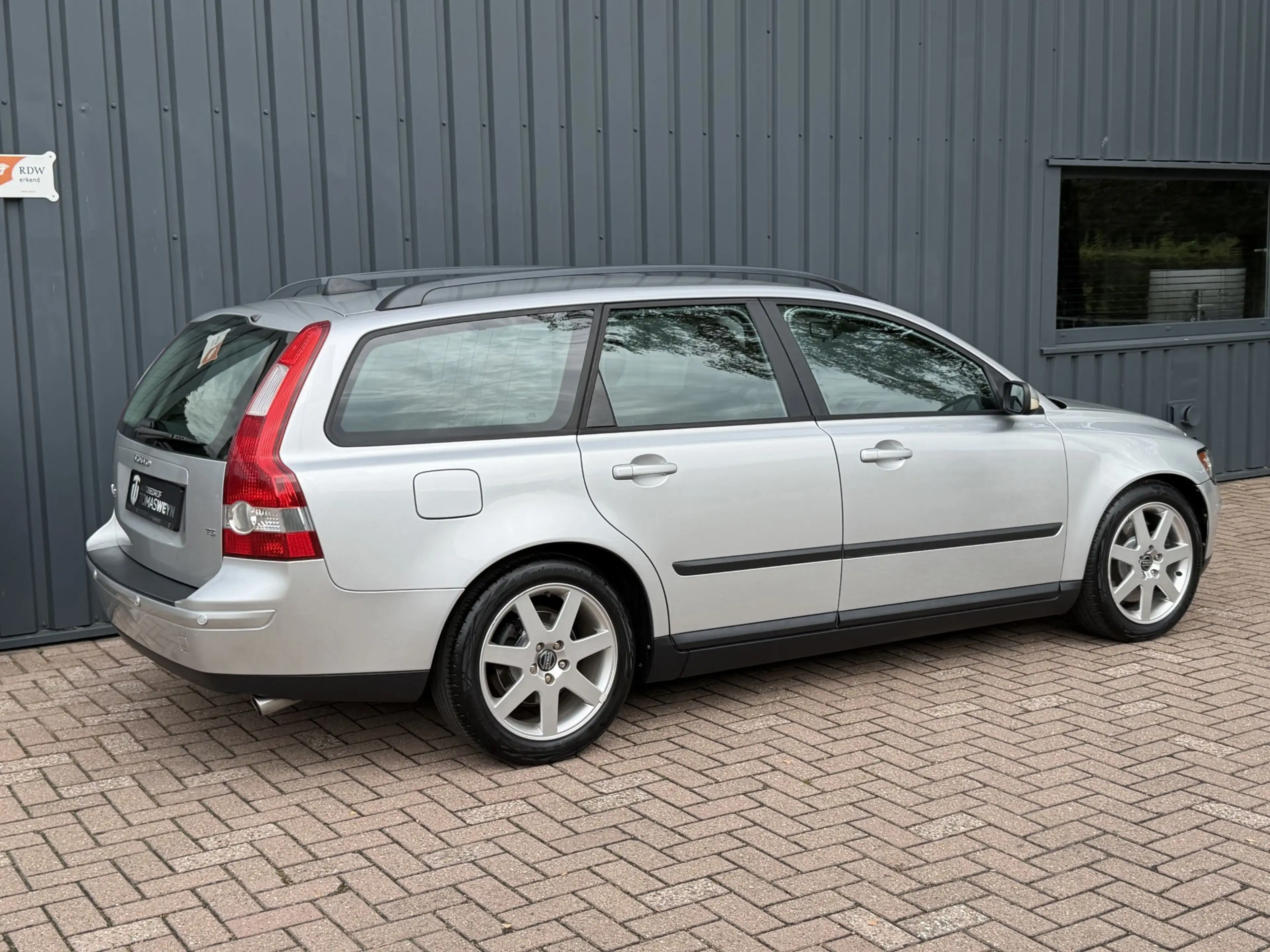Volvo V50 2.5 T5 Momentum 1E EIG.!/DEALER OND.!/YOUNGTIMER!/ — photo 4