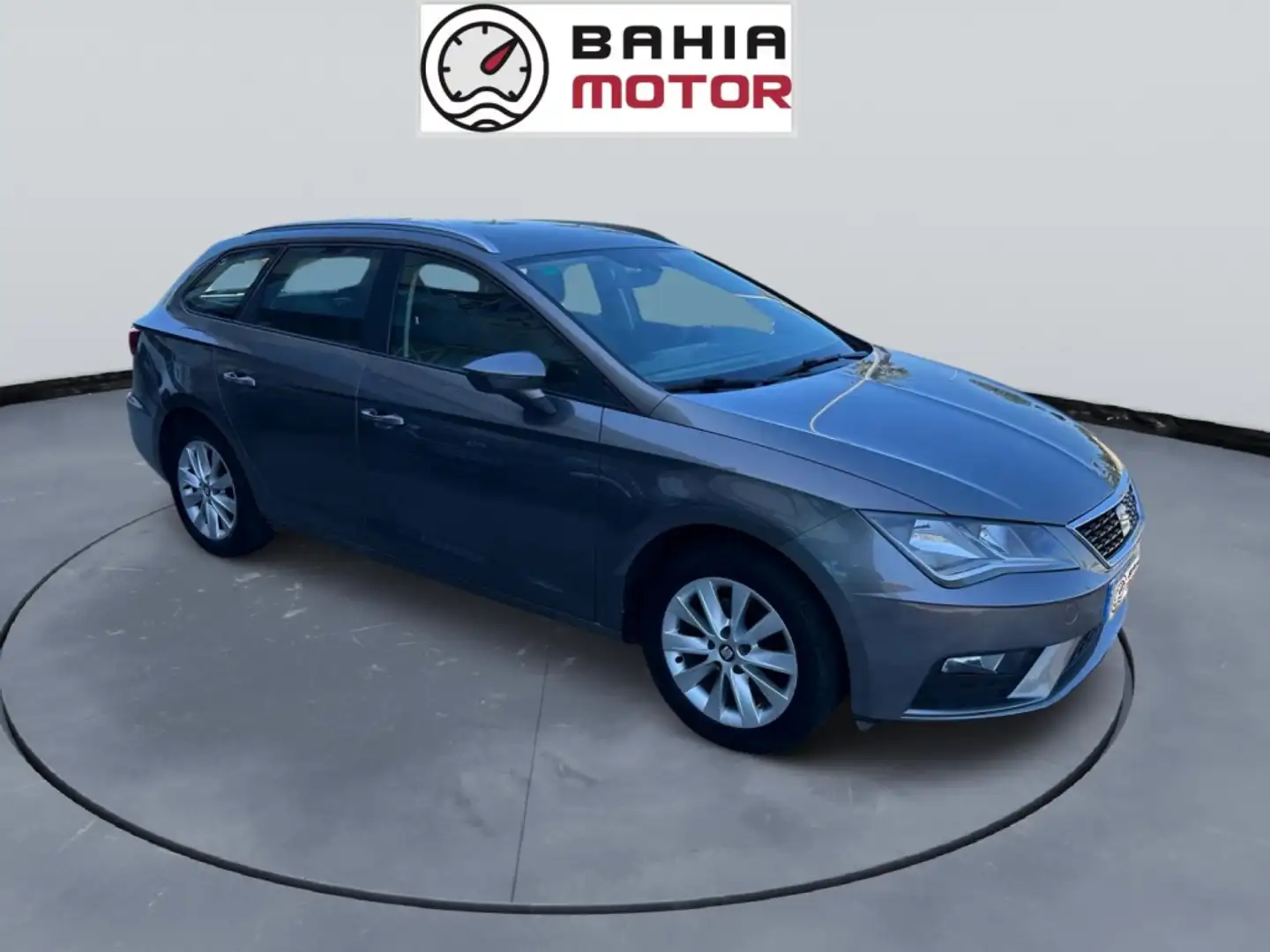 SEAT Leon 1.2 TSI S&S Style 110 Beige - 1