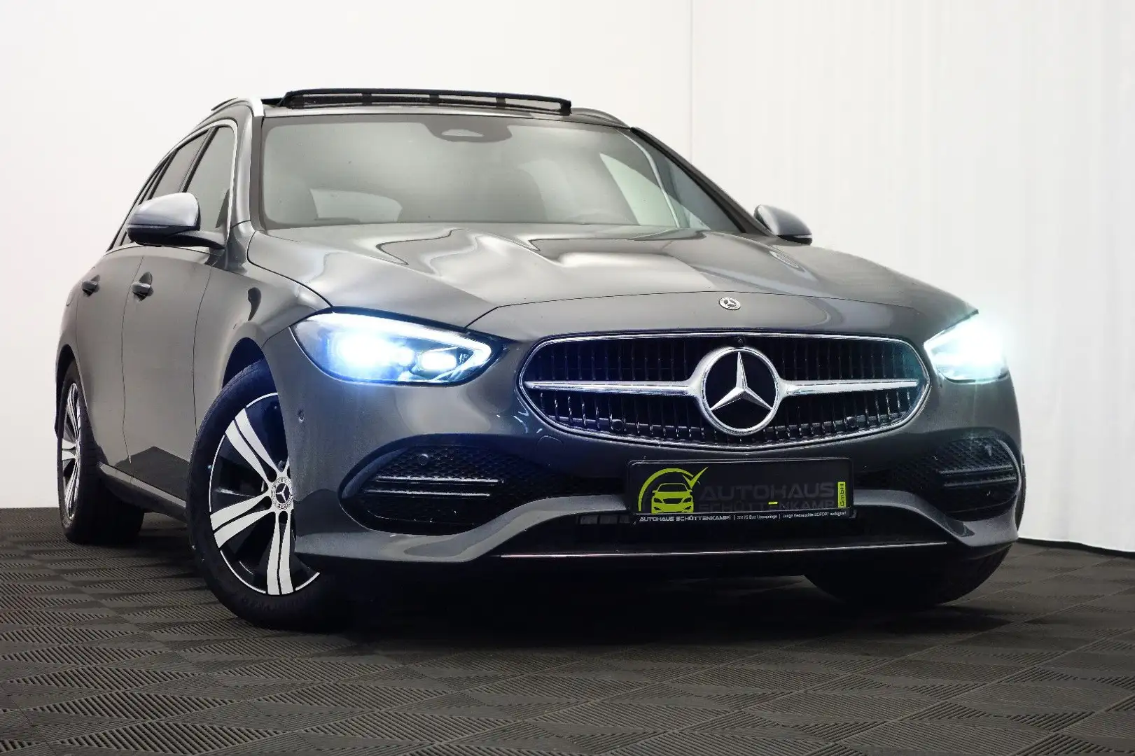 Mercedes-Benz C 220 d T *AVANTGARDE* PDACH+AHKPL+360°+KEYLESS Gris - 1