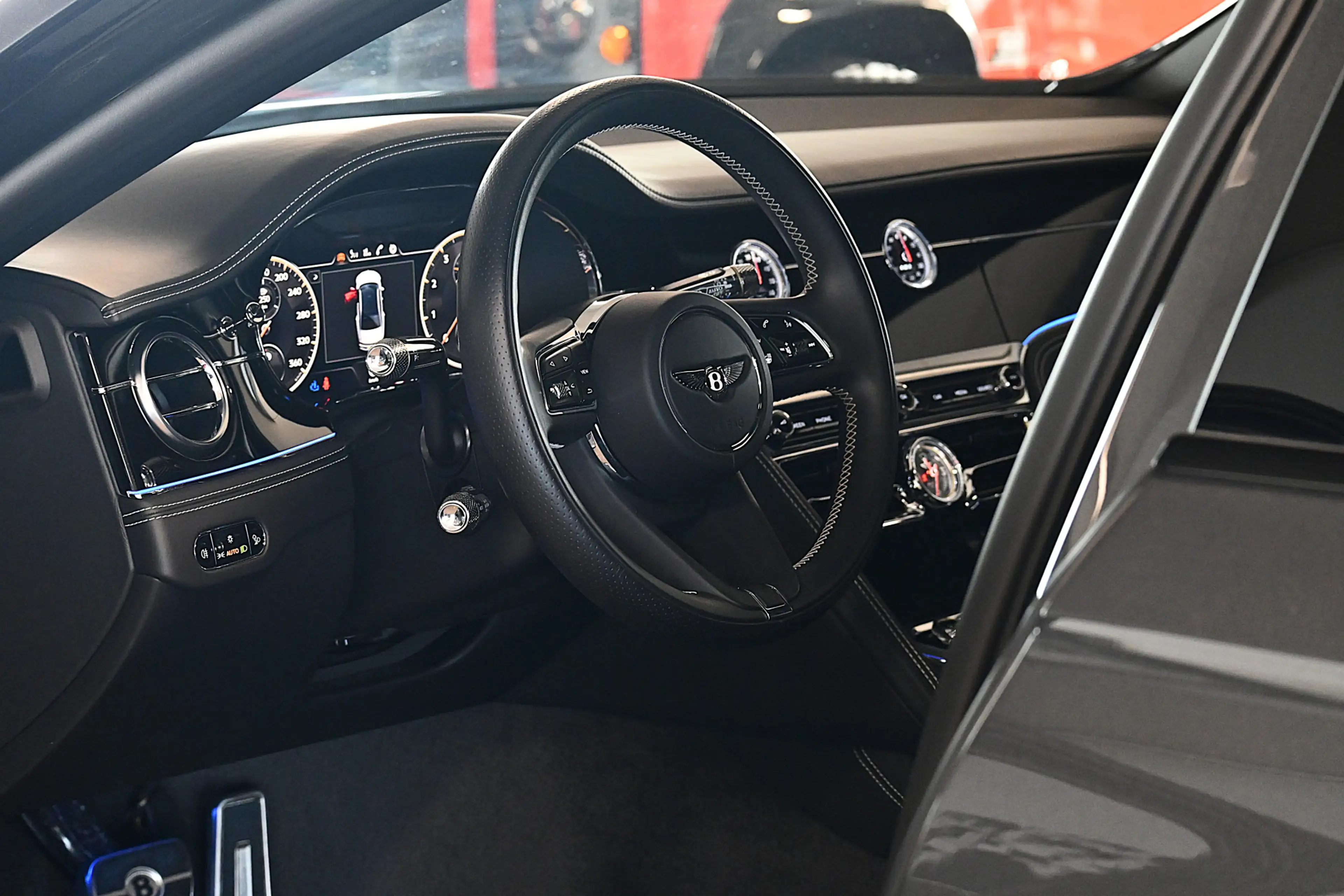 Bentley Flying Spur 6.0 W12 — photo 19