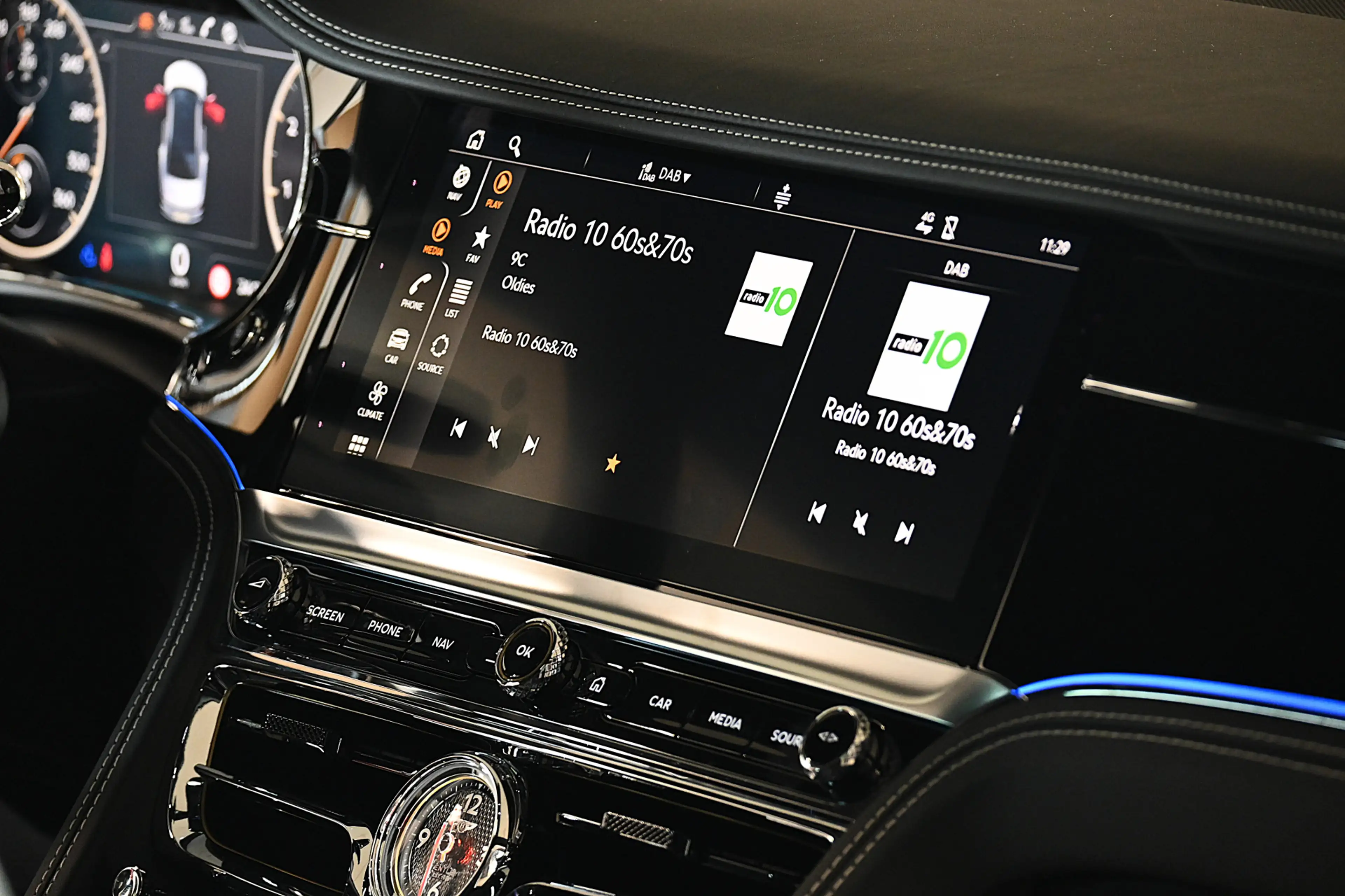 Bentley Flying Spur 6.0 W12 — photo 10