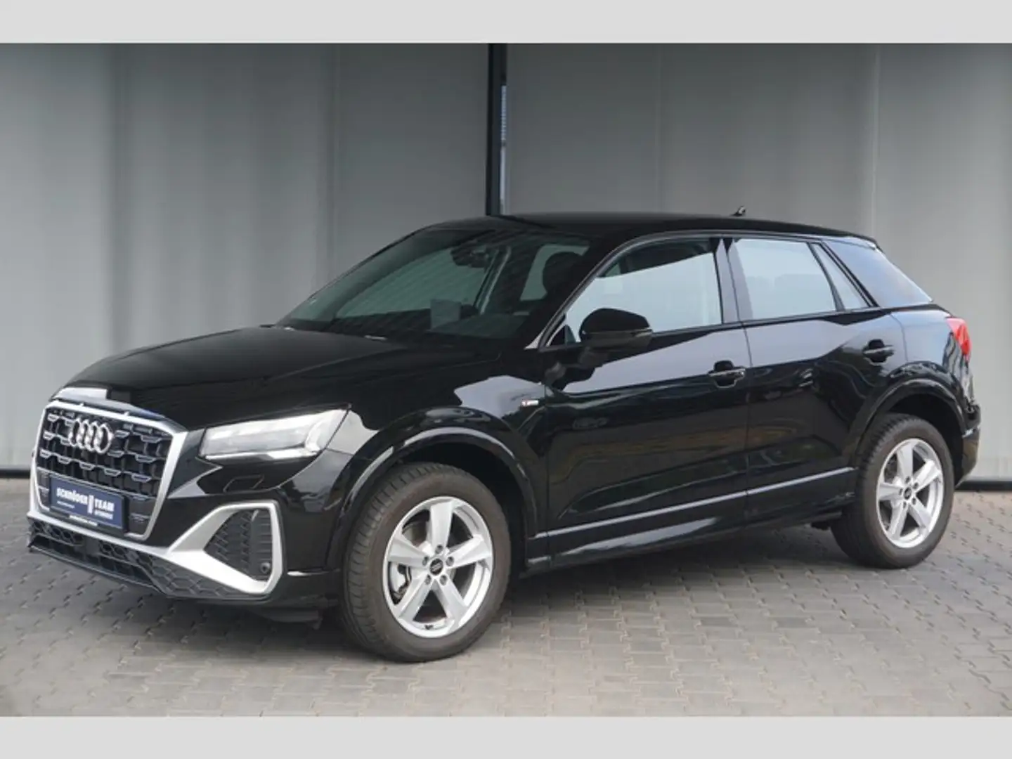 Audi Q2 35 TFSI S tronic S line Navi Matrix Virtual ACC Schwarz - 1