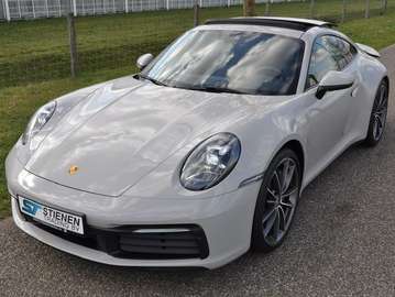 911 3.0 Carrera sportuitlaat Pano automaat Krijt