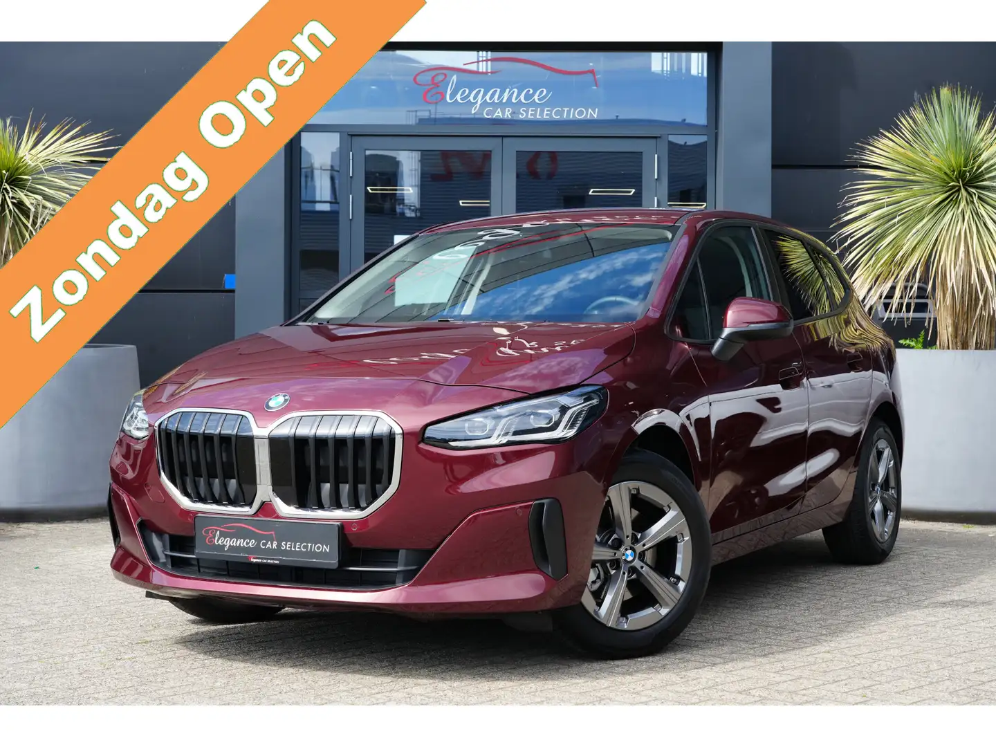 BMW 216 2-serie Active Tourer 216i 123pk Navigatie/Stoelve Rood - 1