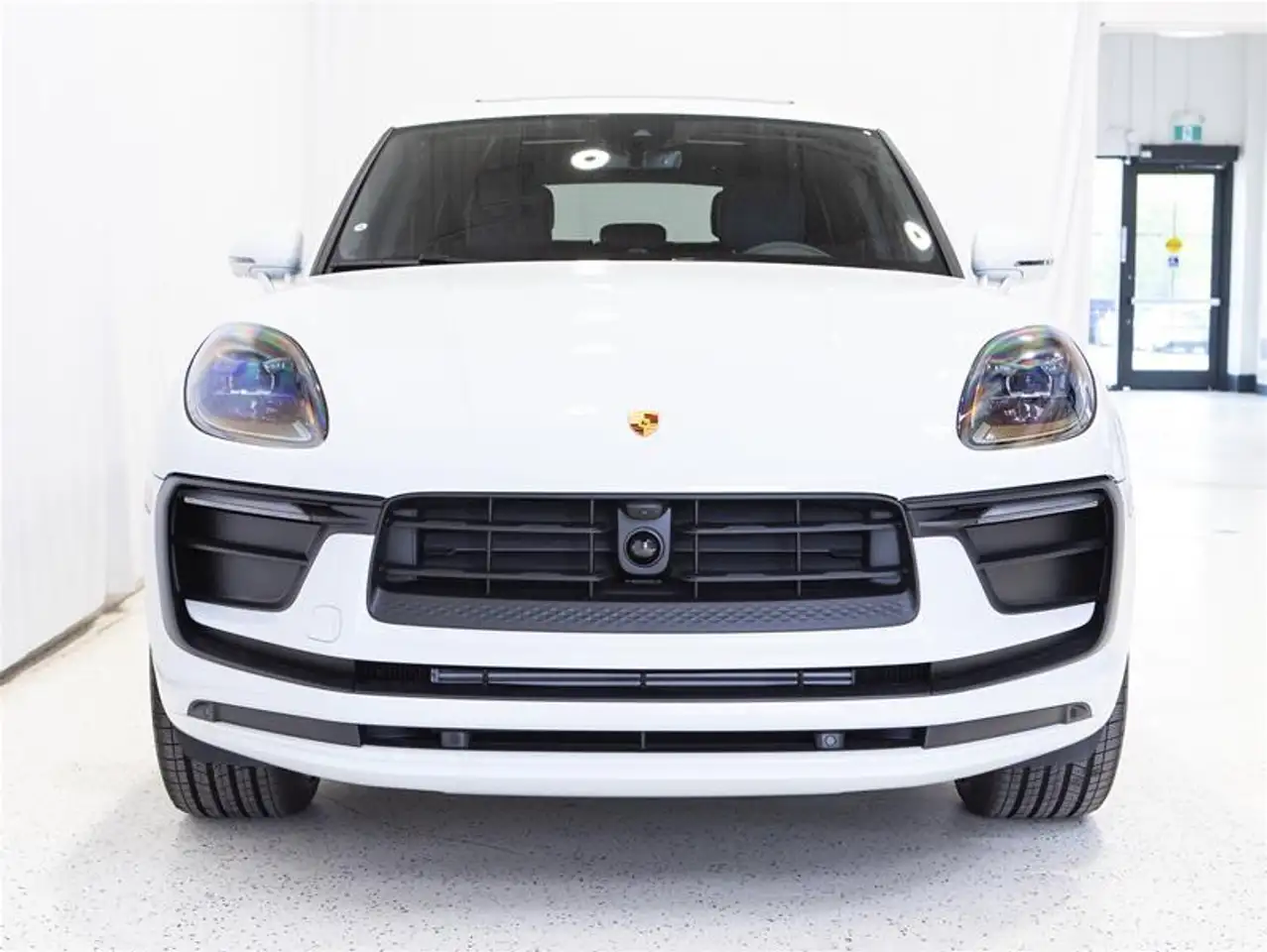 Porsche Macan снимка Porsche Macan