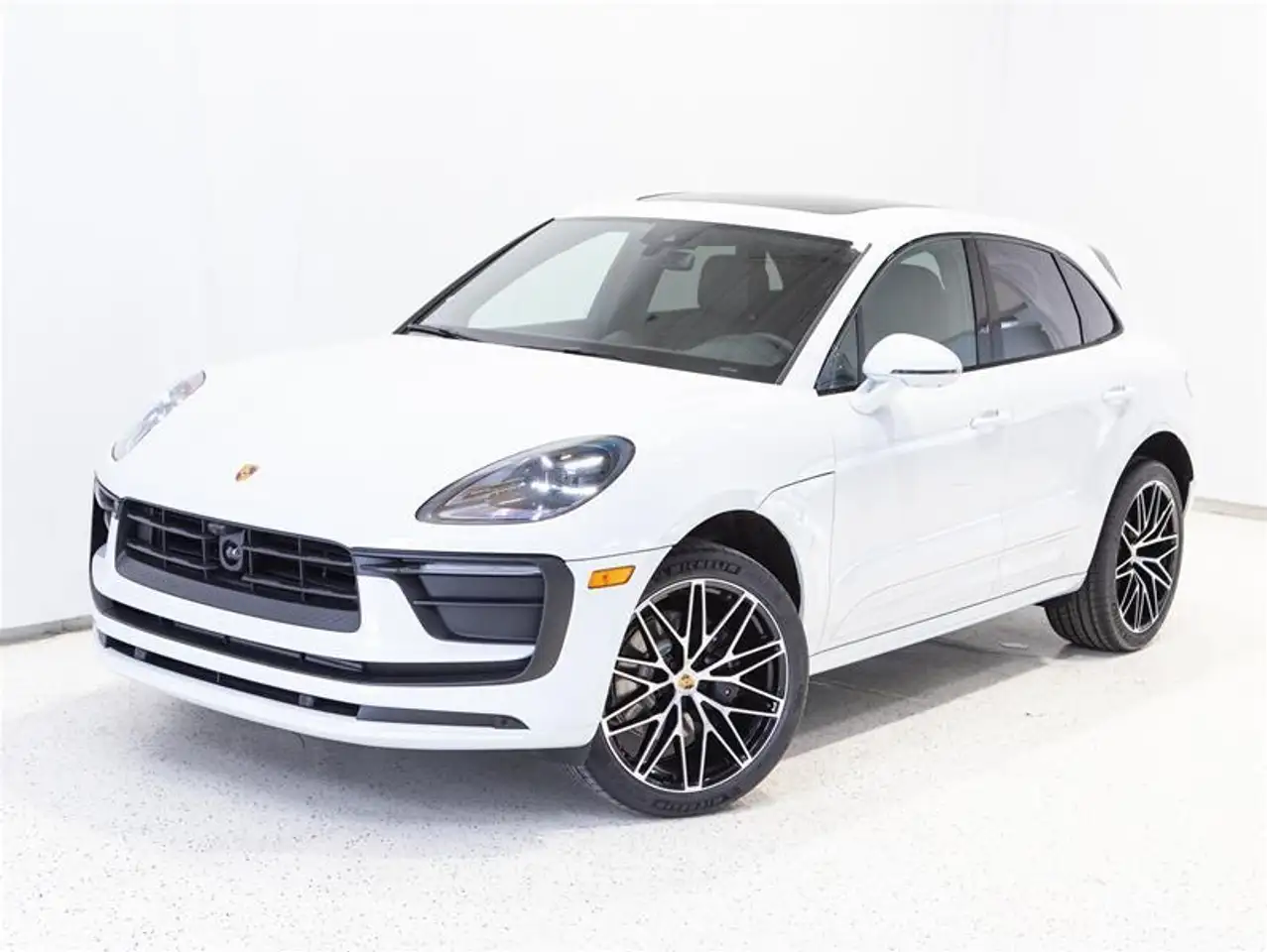 Porsche Macan снимка Porsche Macan