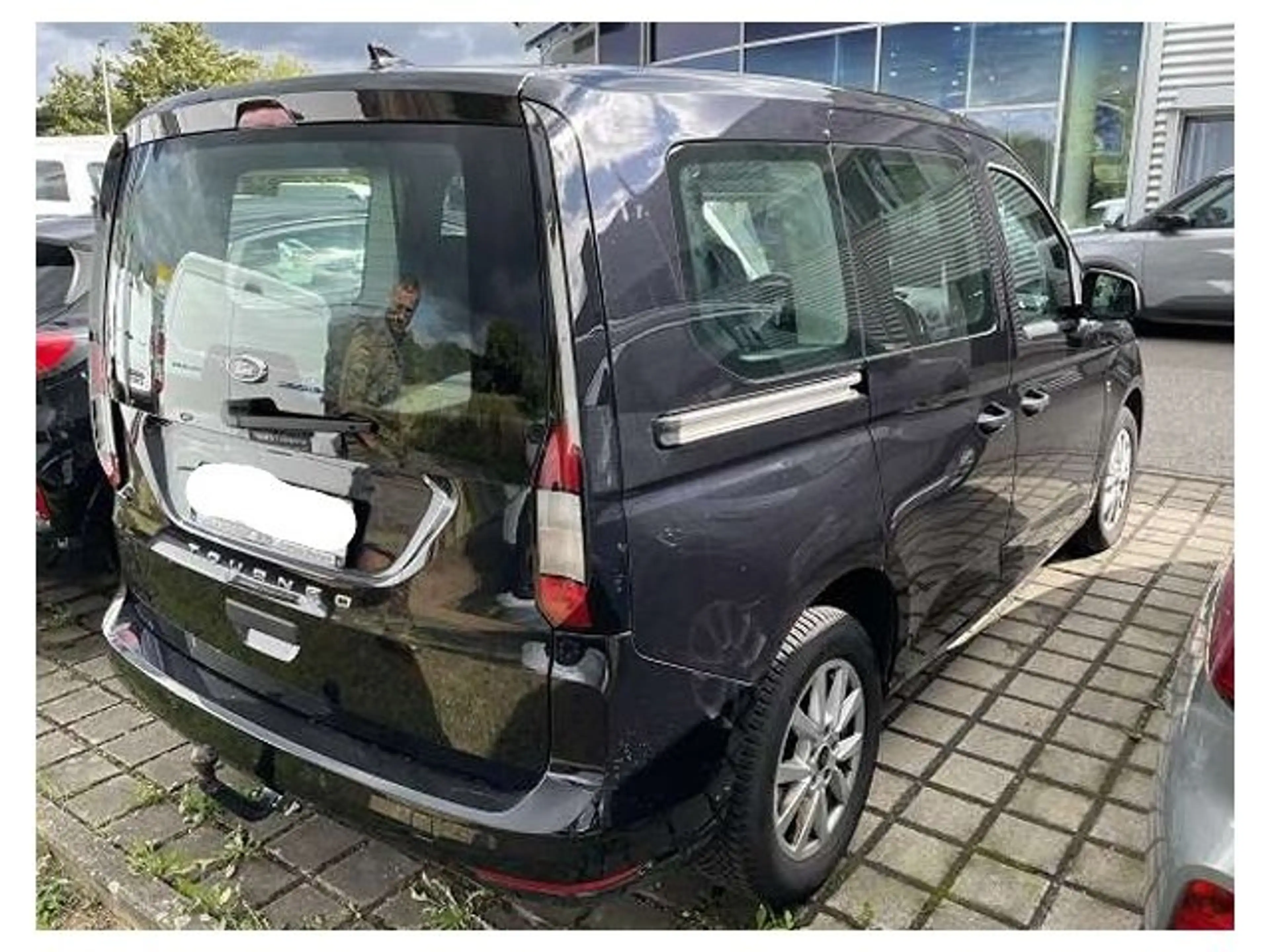 Ford Tourneo Connect 2.0 Trend AHK/TEMPOMAT/PDC/NAVI/ — photo 2