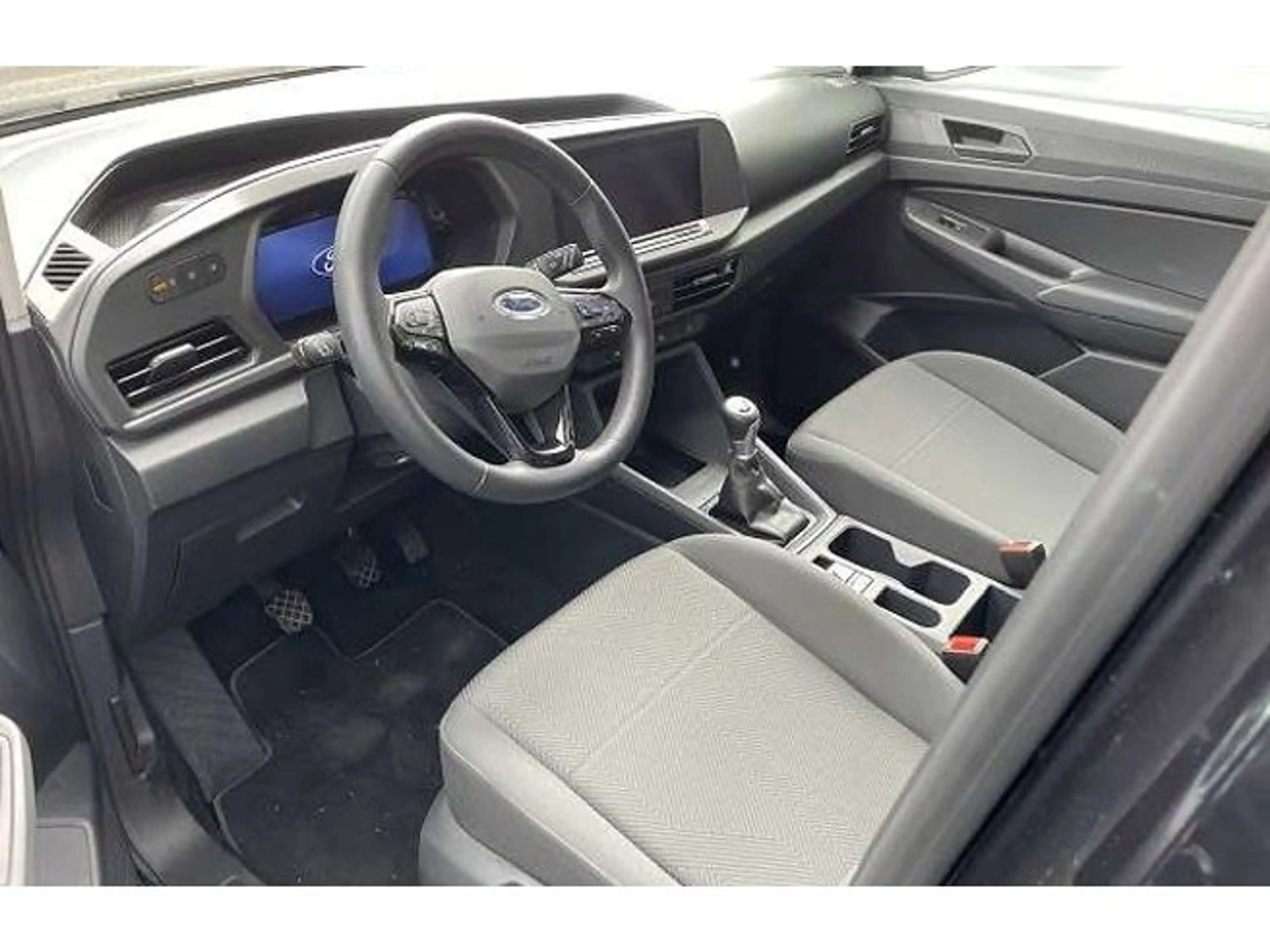 Ford Tourneo Connect 2.0 Trend AHK/TEMPOMAT/PDC/NAVI/ — photo 3