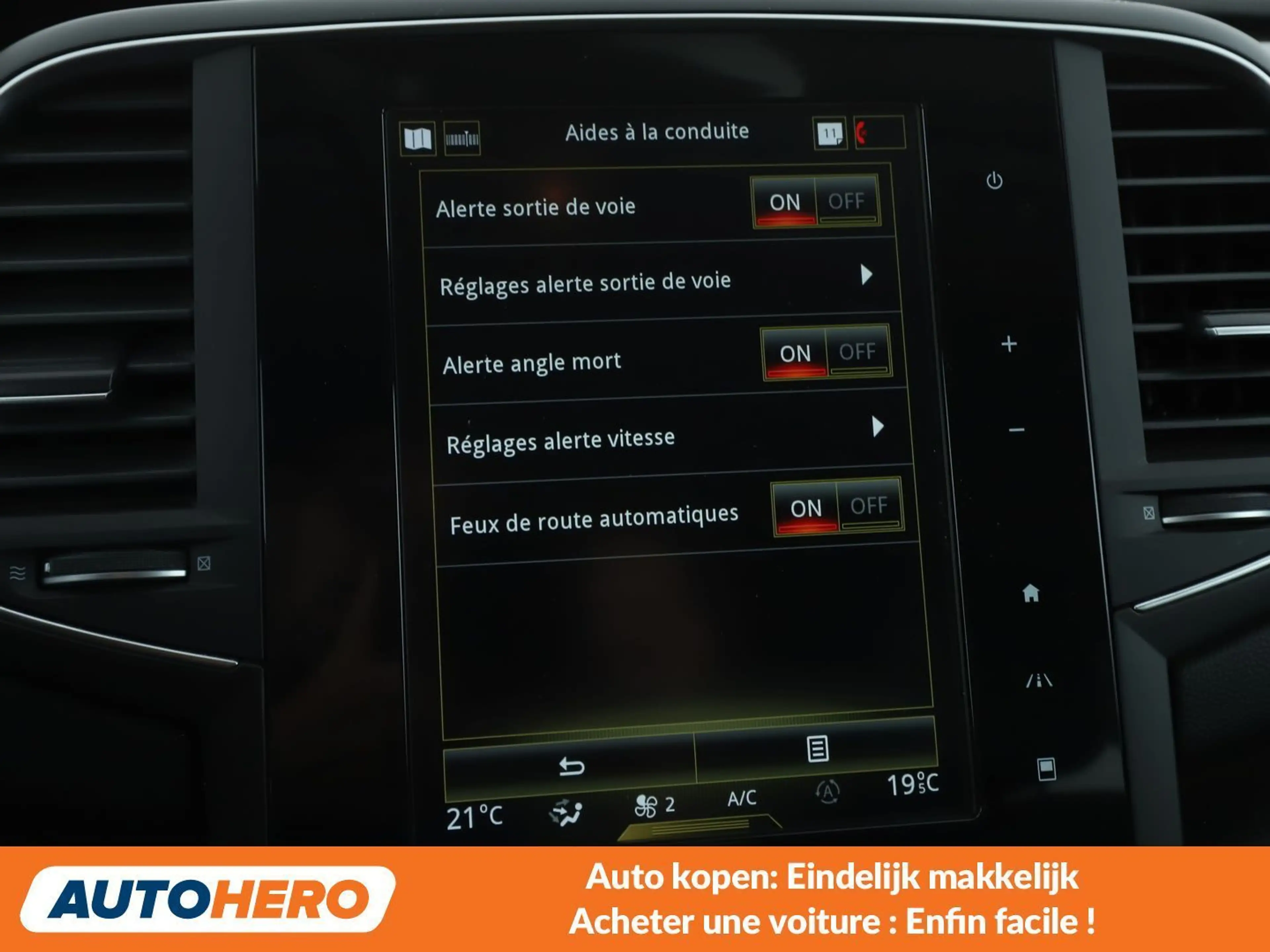 Renault Talisman 1.6 TCe Limited — photo 11