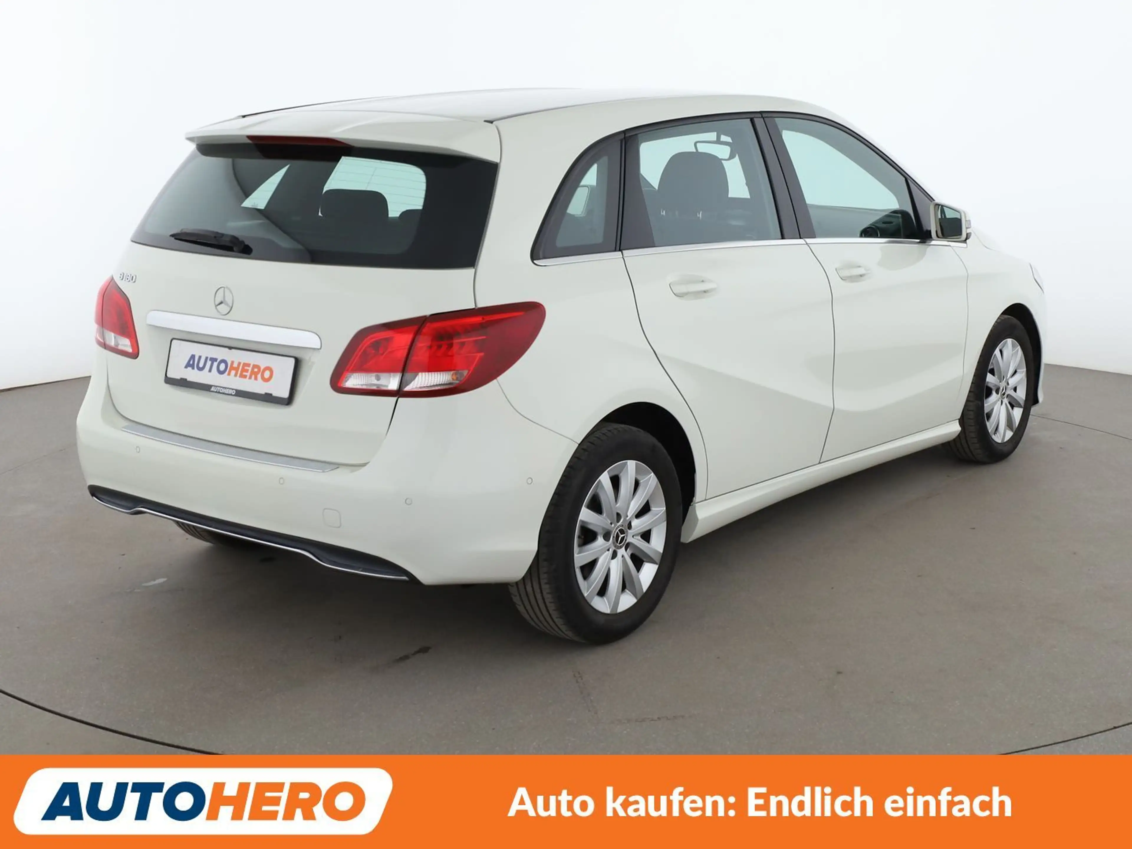 Mercedes-Benz B 180 B 180 Style *NAVI*TEMPO*PDC*SHZ* — photo 6