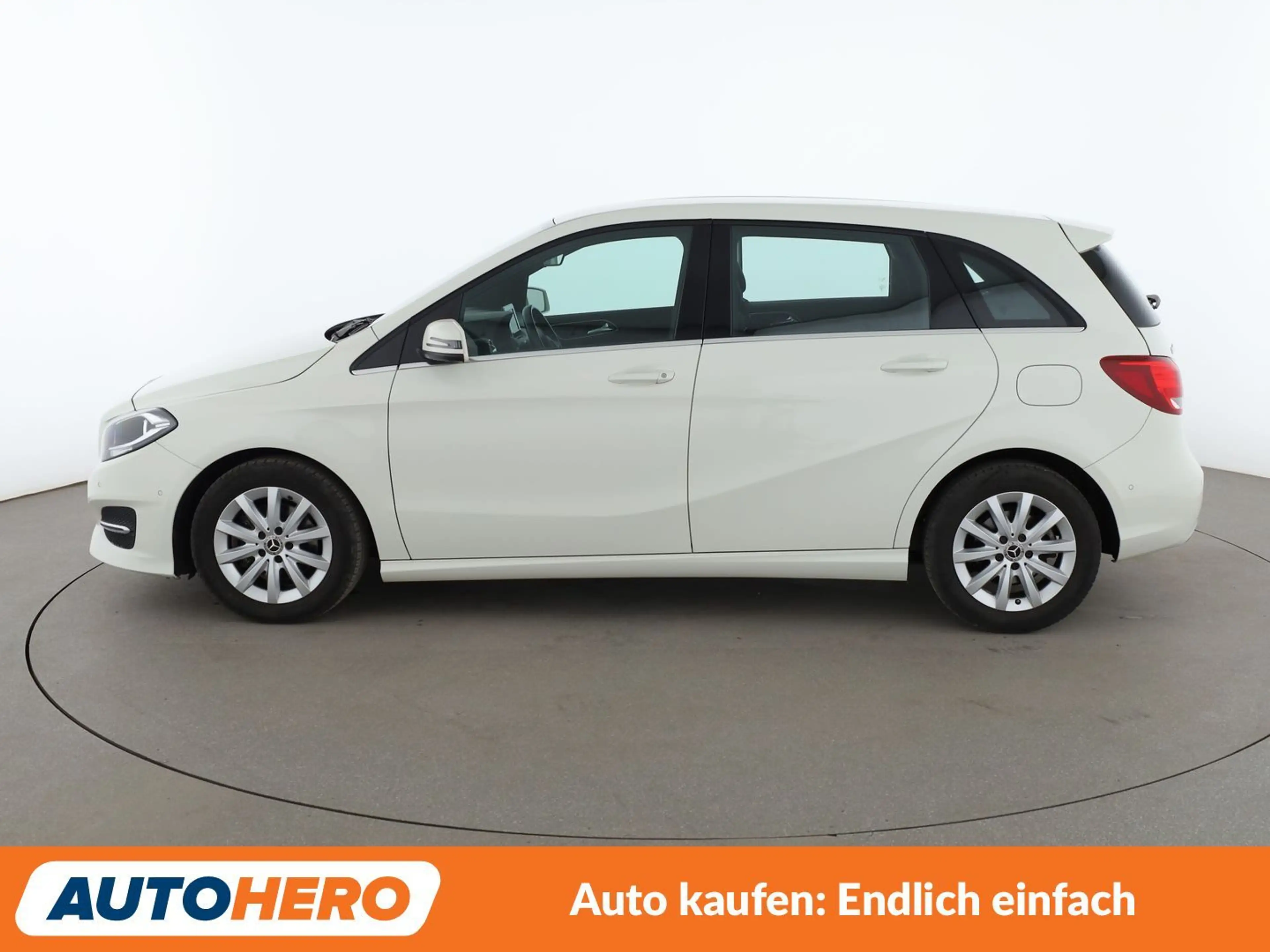 Mercedes-Benz B 180 B 180 Style *NAVI*TEMPO*PDC*SHZ* — photo 3