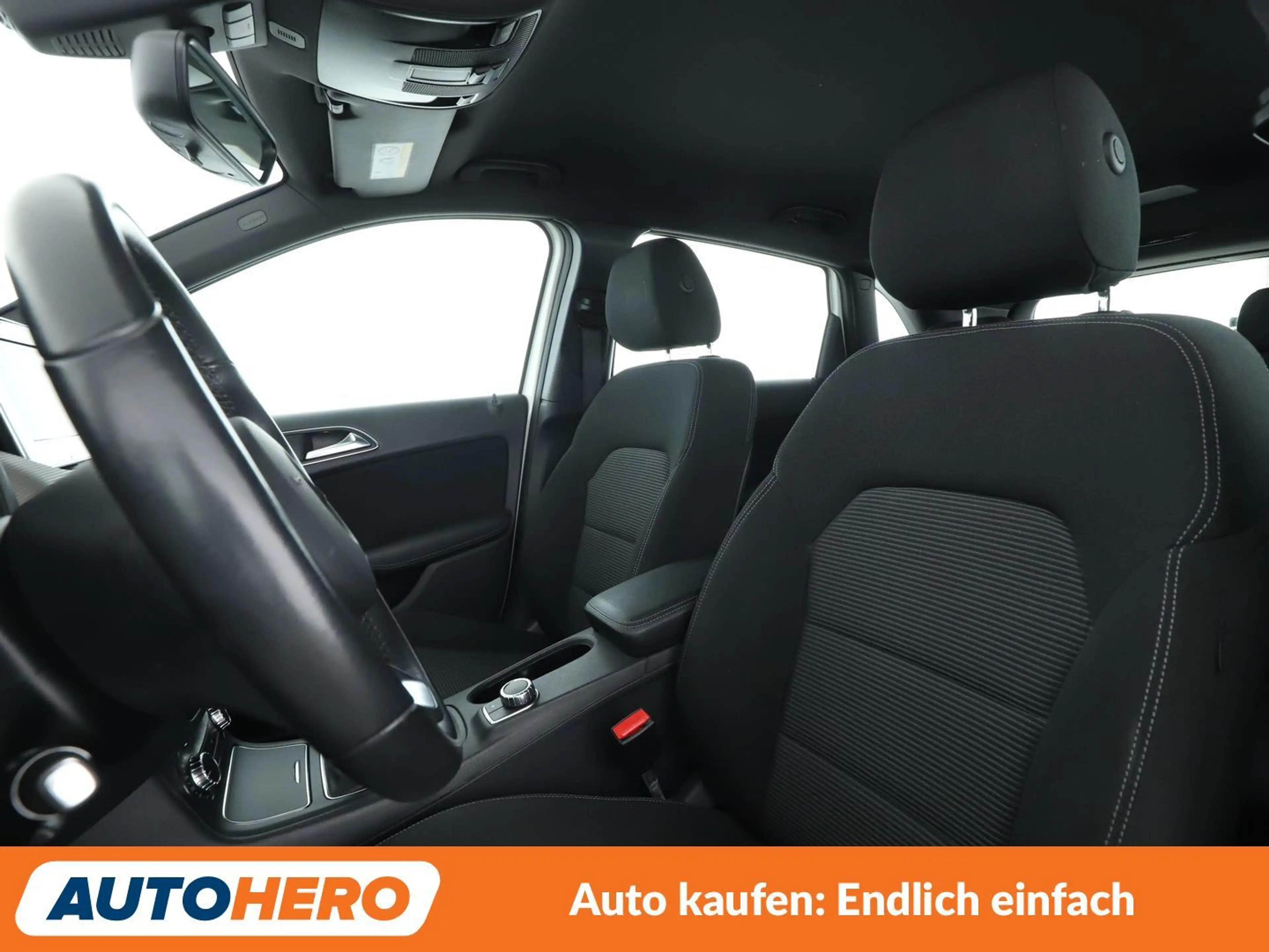 Mercedes-Benz B 180 B 180 Style *NAVI*TEMPO*PDC*SHZ* — photo 10
