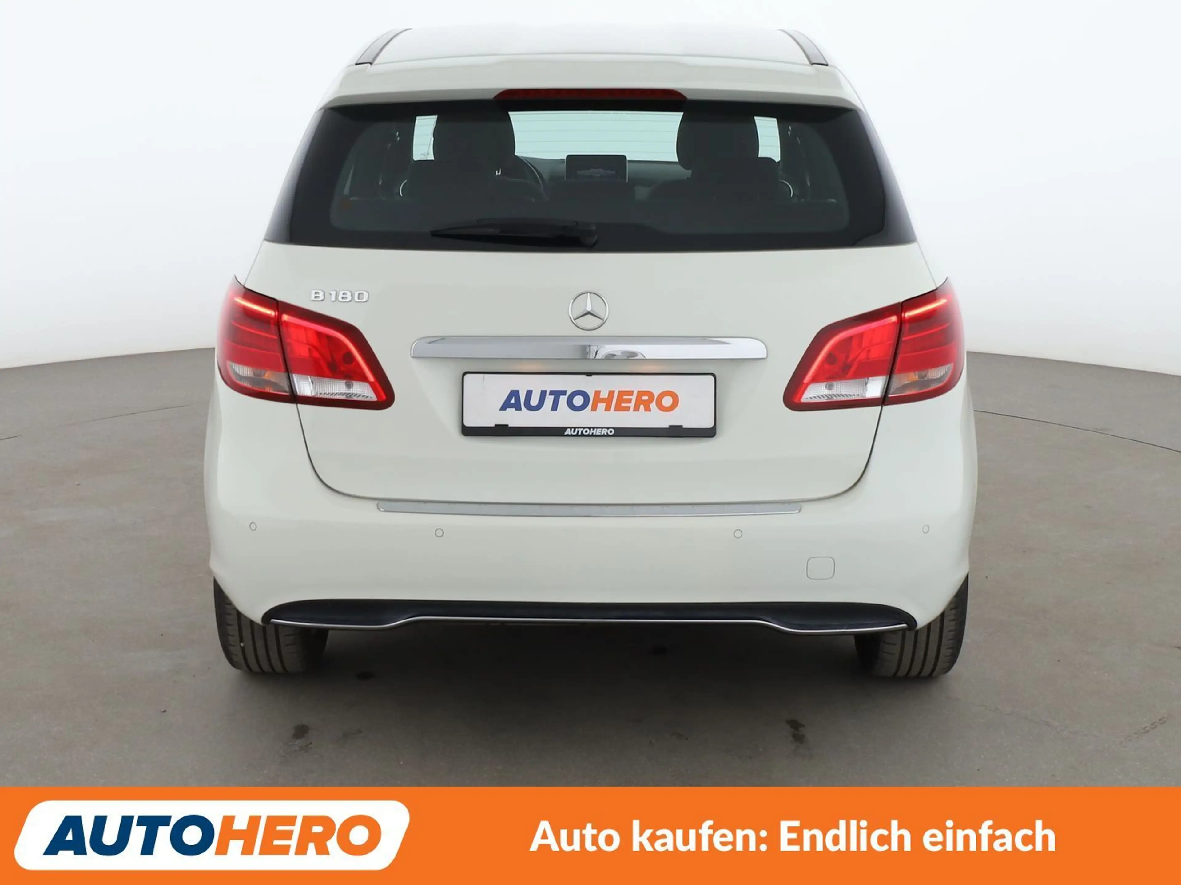 Mercedes-Benz B 180 B 180 Style *NAVI*TEMPO*PDC*SHZ* — photo 5