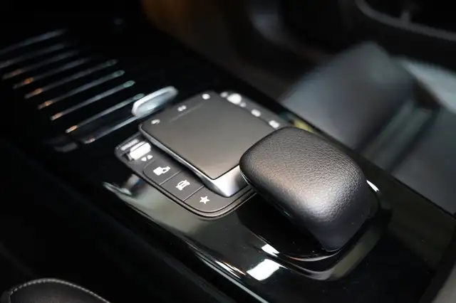 Mercedes-Benz 250 view 15