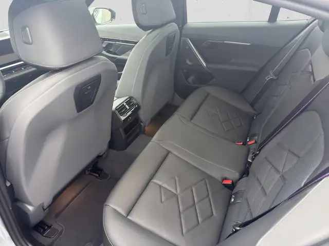 BMW 540 d xDrive Ansicht 16