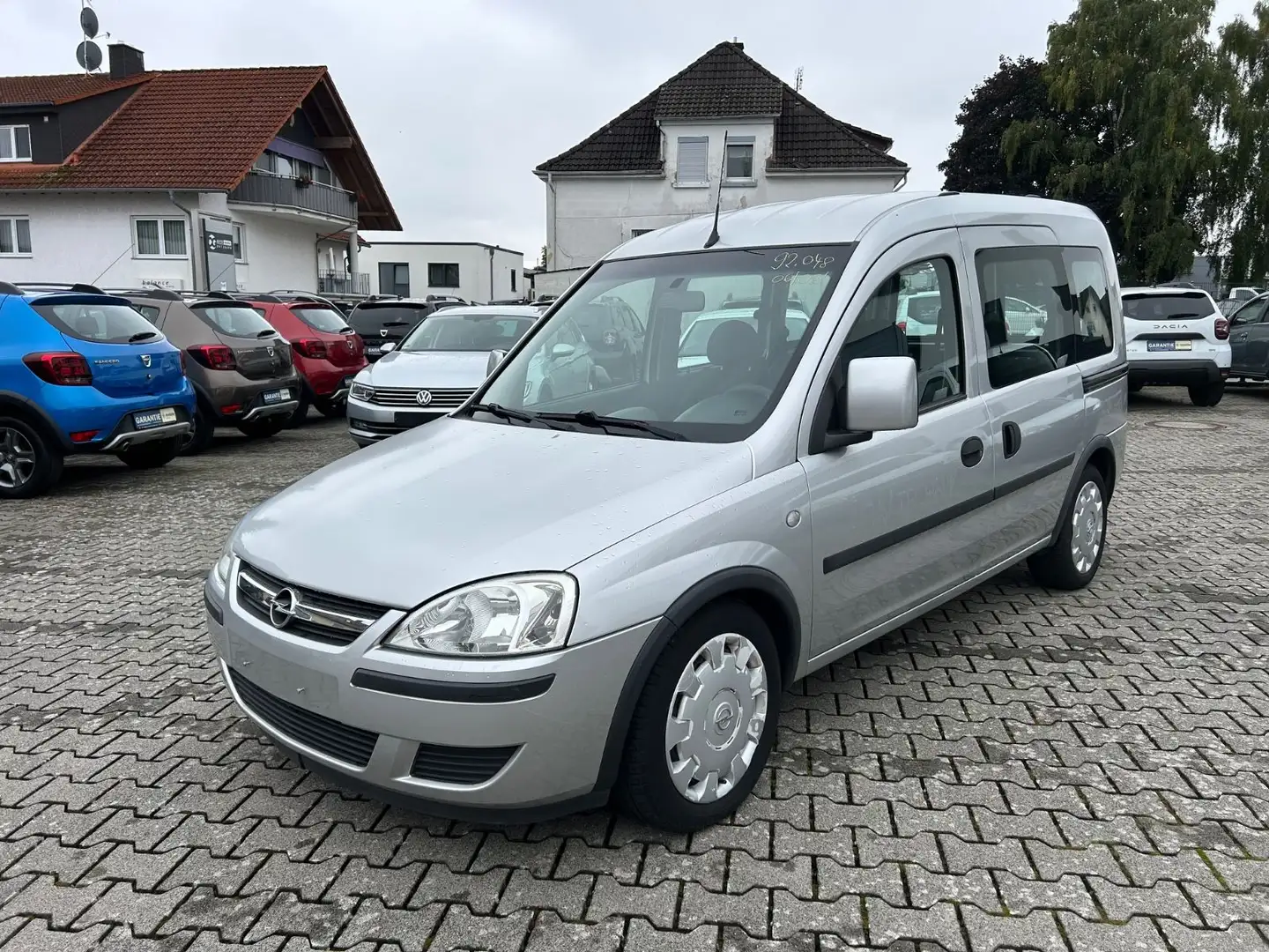 Opel Combo 1.7 CDTI Combi 5 Sitzer ( TÜV NEU ) Silber - 1