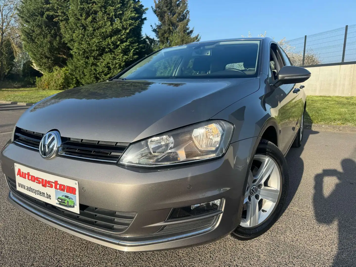 Volkswagen Golf 1.6 CR TDi Highline*Euro6b*Garantie 1an*Carpass* Grau - 1