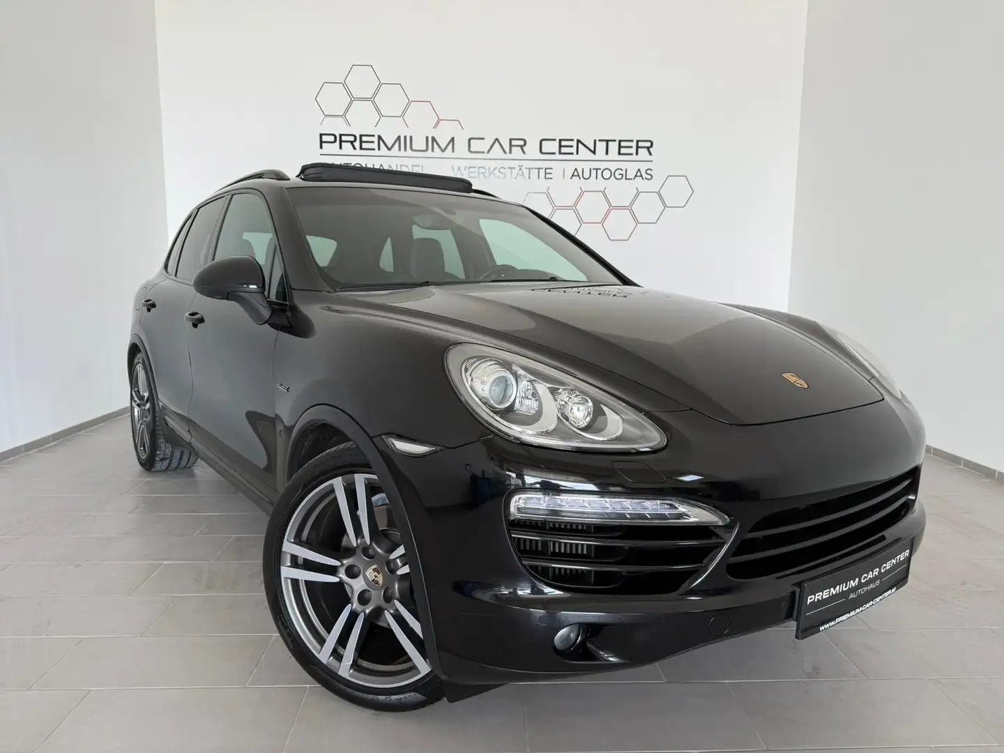 Porsche Cayenne 3.0 Diesel Aut. LEDER / BOSE / NAVI / PANO / 21" Negru - 1