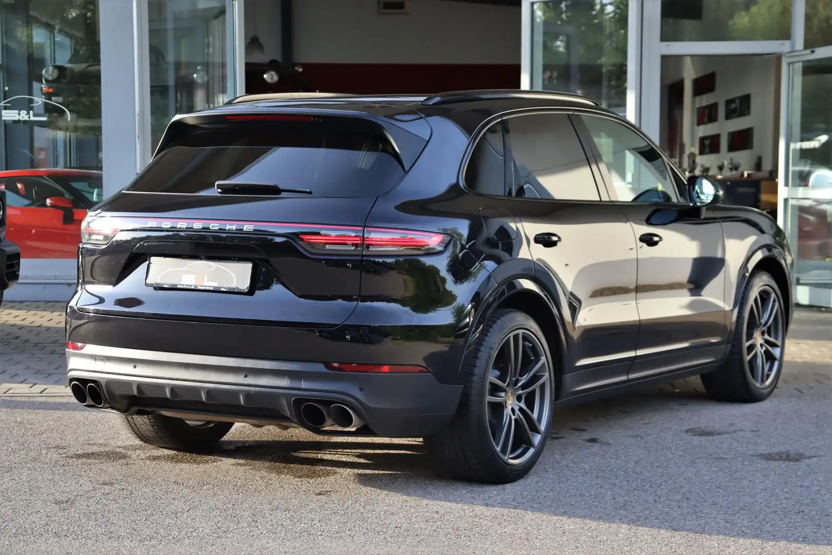Porsche Cayenne S PDCCS/ Pano/4Radl./Motor neu/ Approved Schwarz - 2