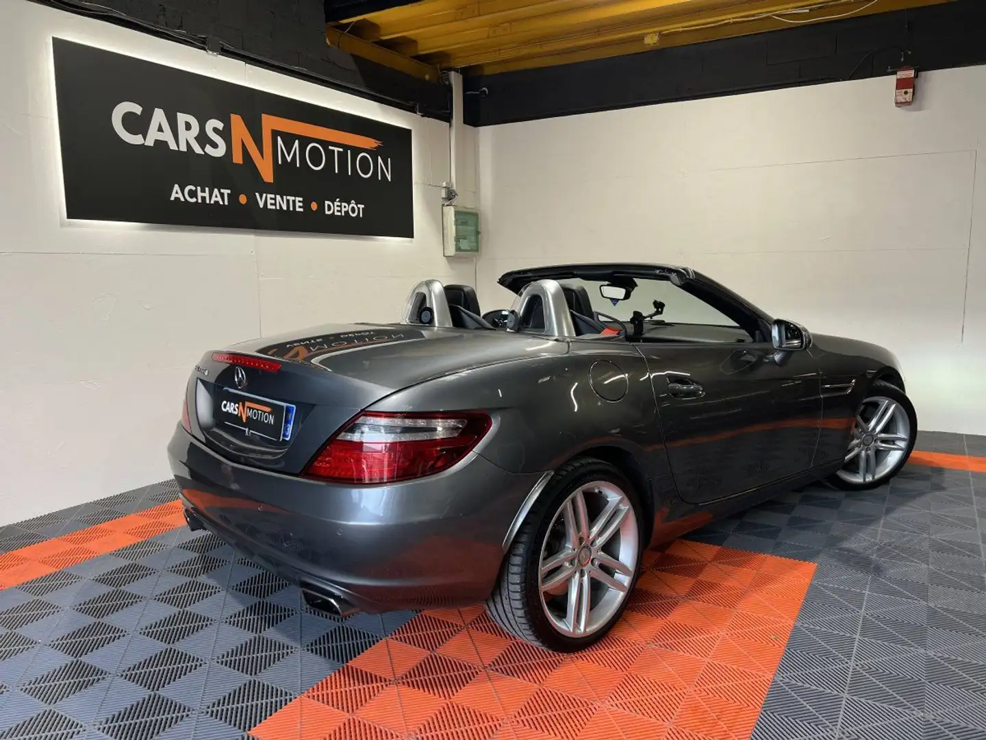 Mercedes-Benz SLK (R172) 250d 204ch 9G-Tronic / 1ere main Сірий - 2
