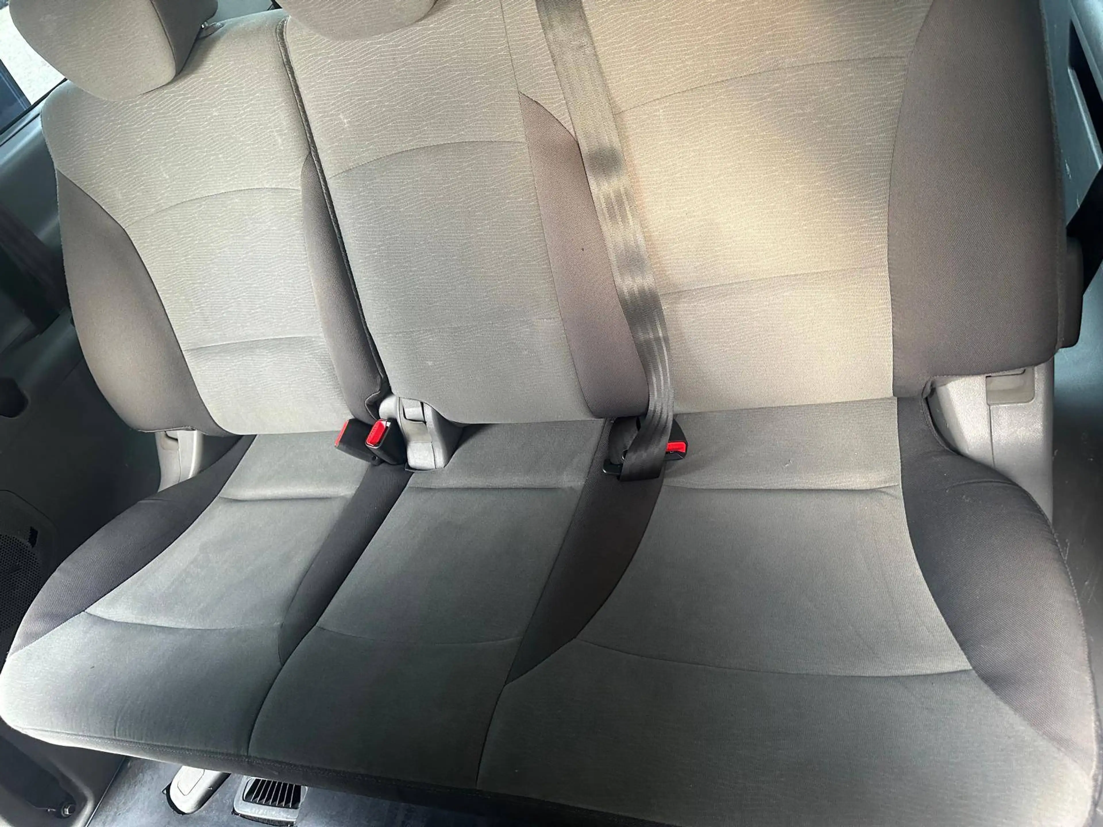 Hyundai H-1 8 platz — photo 15