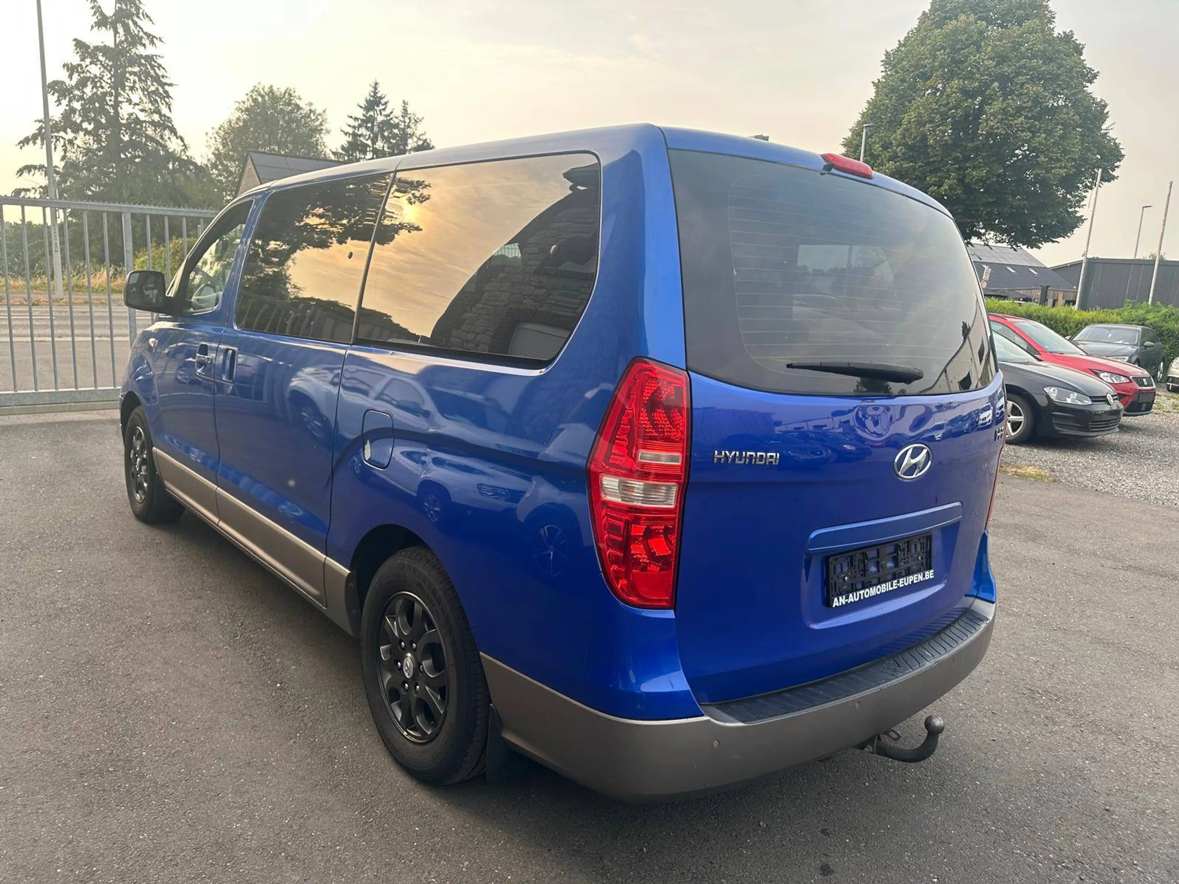 Hyundai H-1 8 platz — photo 6