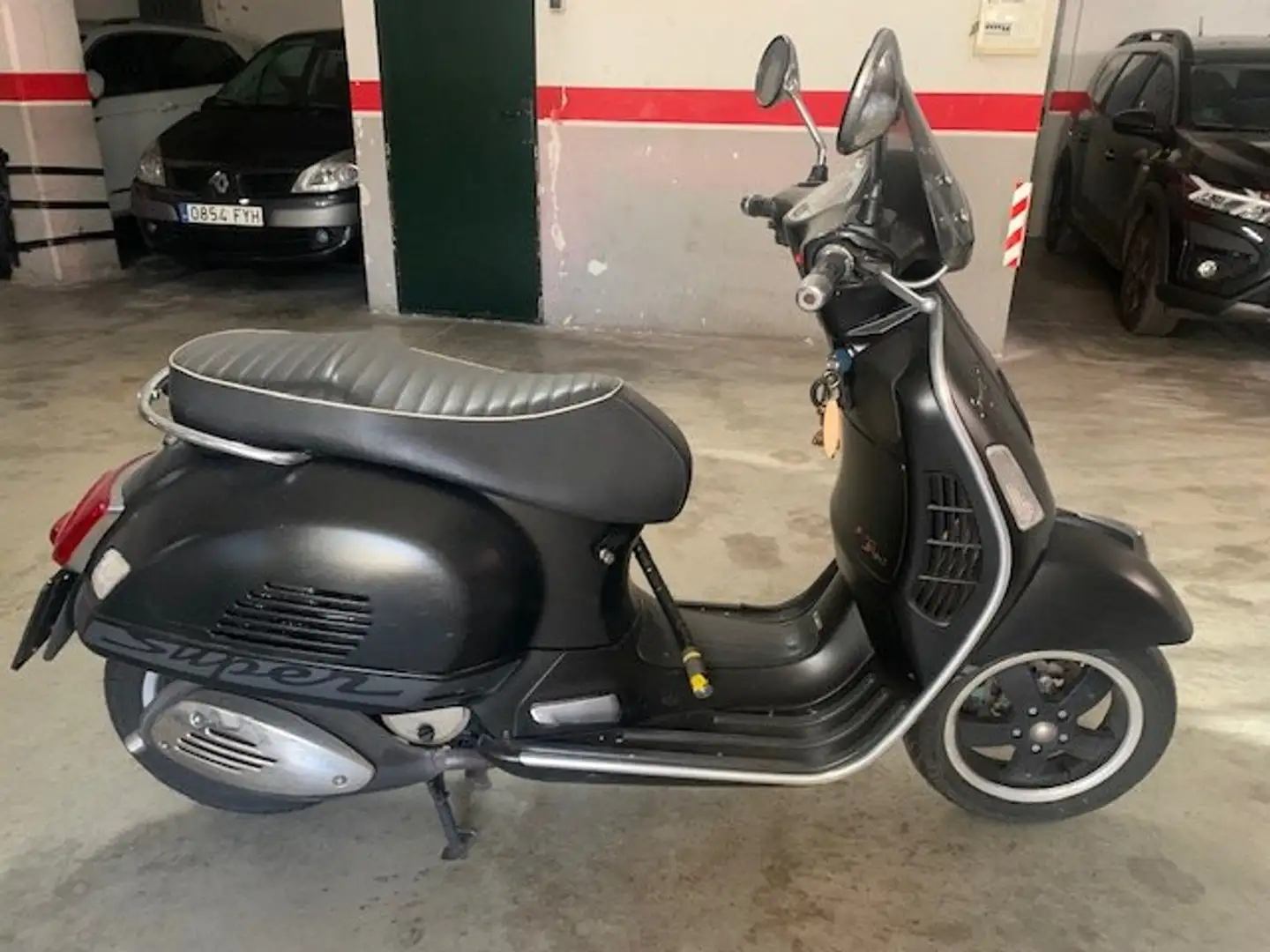 Vespa GTS Super Sport 125 Edición limitada en negro mate Negru - 2