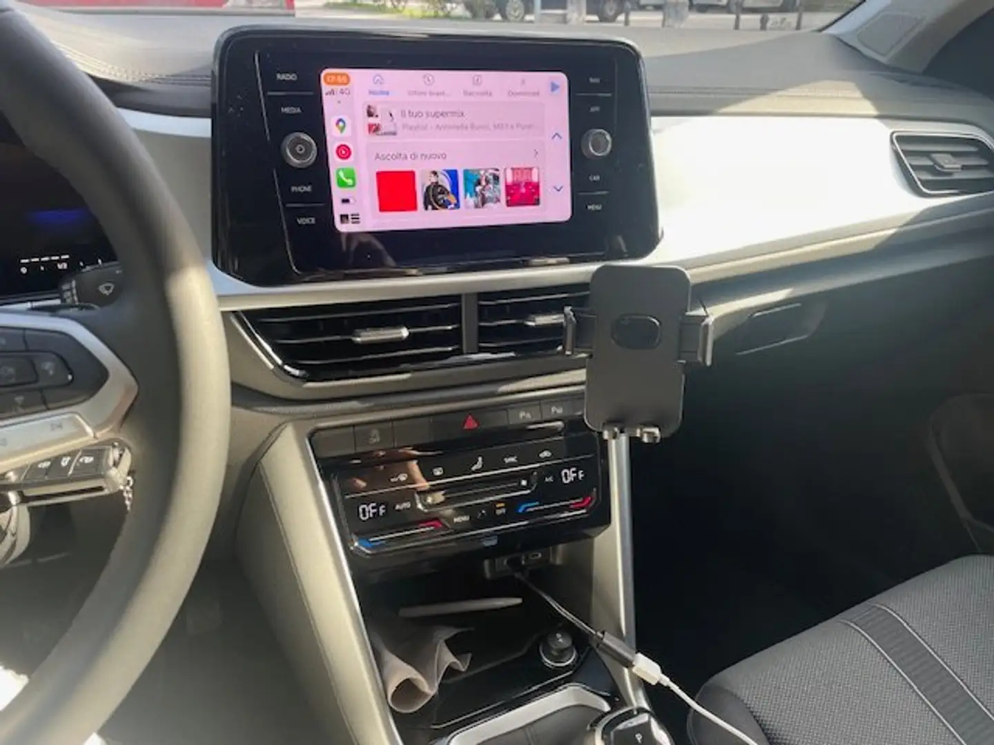 Volkswagen T-Roc T-Roc I 2022 1.5 tsi Life dsg - 1