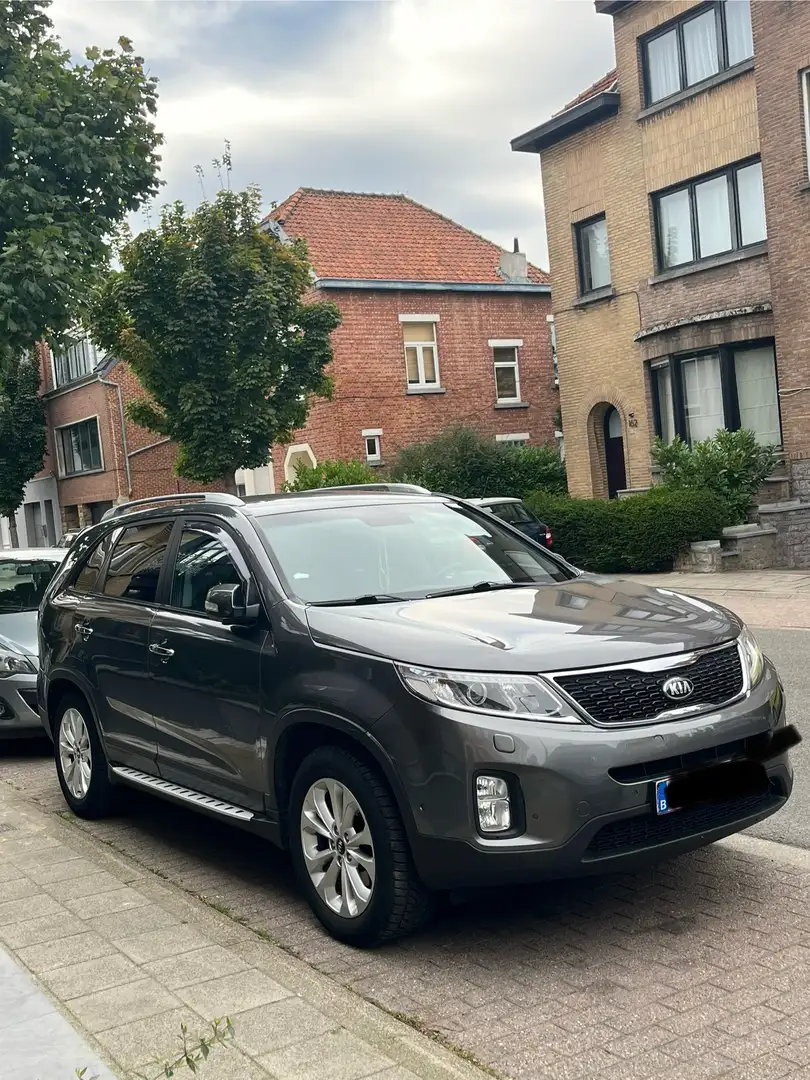 Kia Sorento 2.5 CRDi VGT DPF LX Grijs - 1