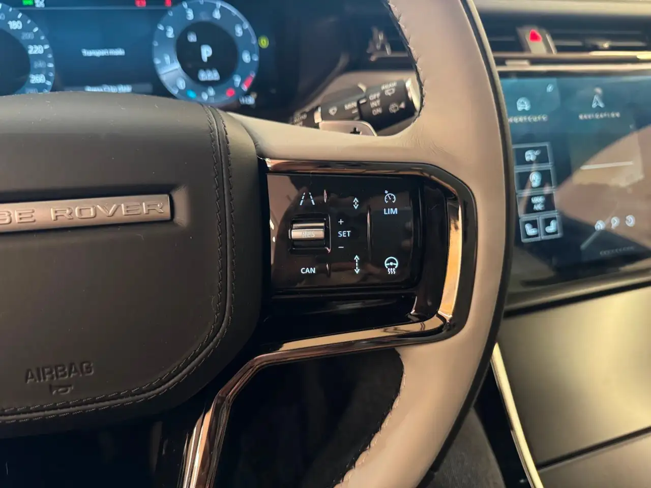 Land Rover Range Rover Velar снимка Land Rover Range Rover Velar