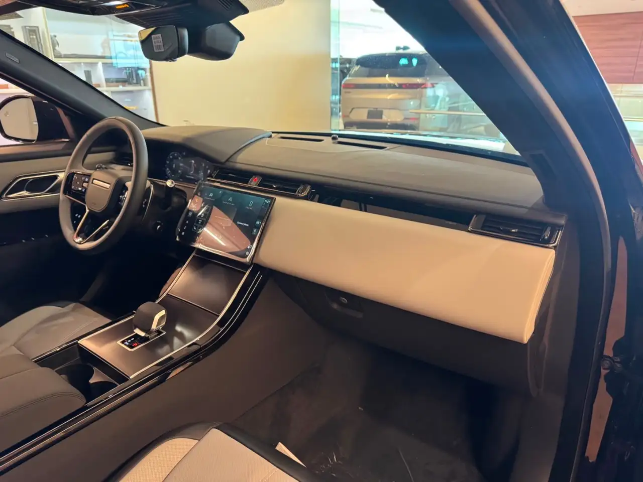 Land Rover Range Rover Velar снимка Land Rover Range Rover Velar