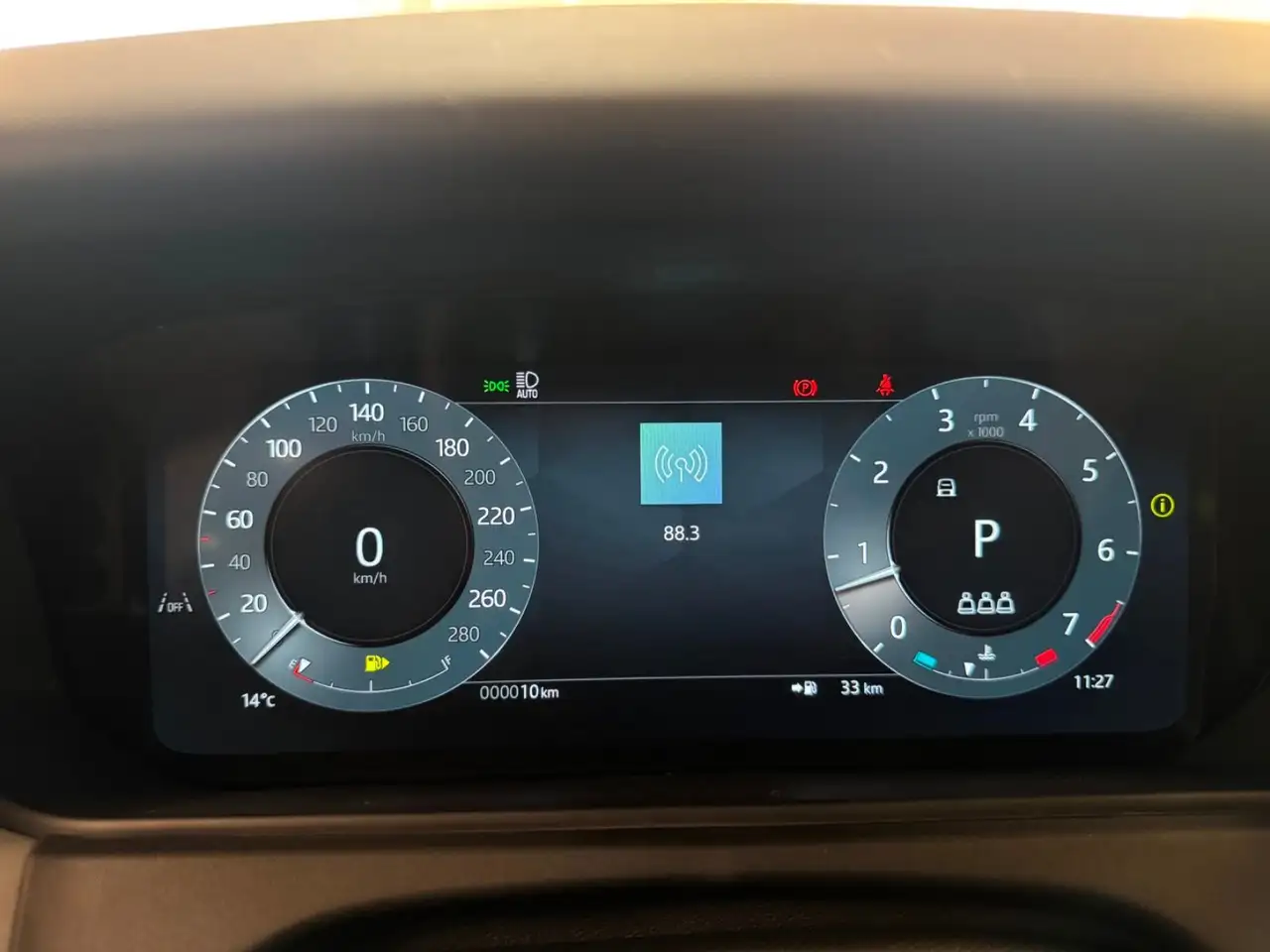 Land Rover Range Rover Velar снимка Land Rover Range Rover Velar