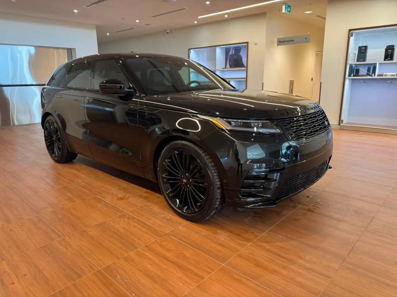 Land Rover Range Rover Velar снимка Land Rover Range Rover Velar