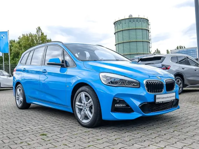 BMW 2 Series view 6