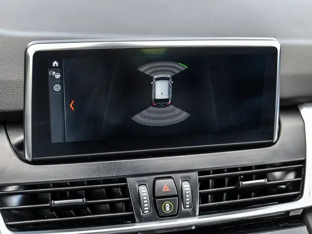 BMW 2 Series view 13