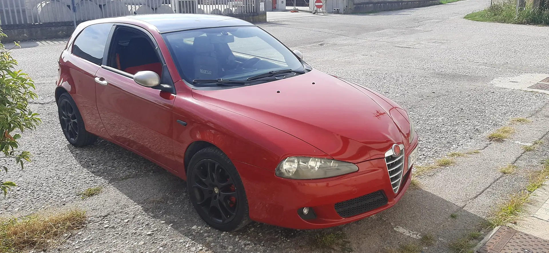 Alfa Romeo 147 147 3p 1.9 jtd Progression 120cv Roşu - 1