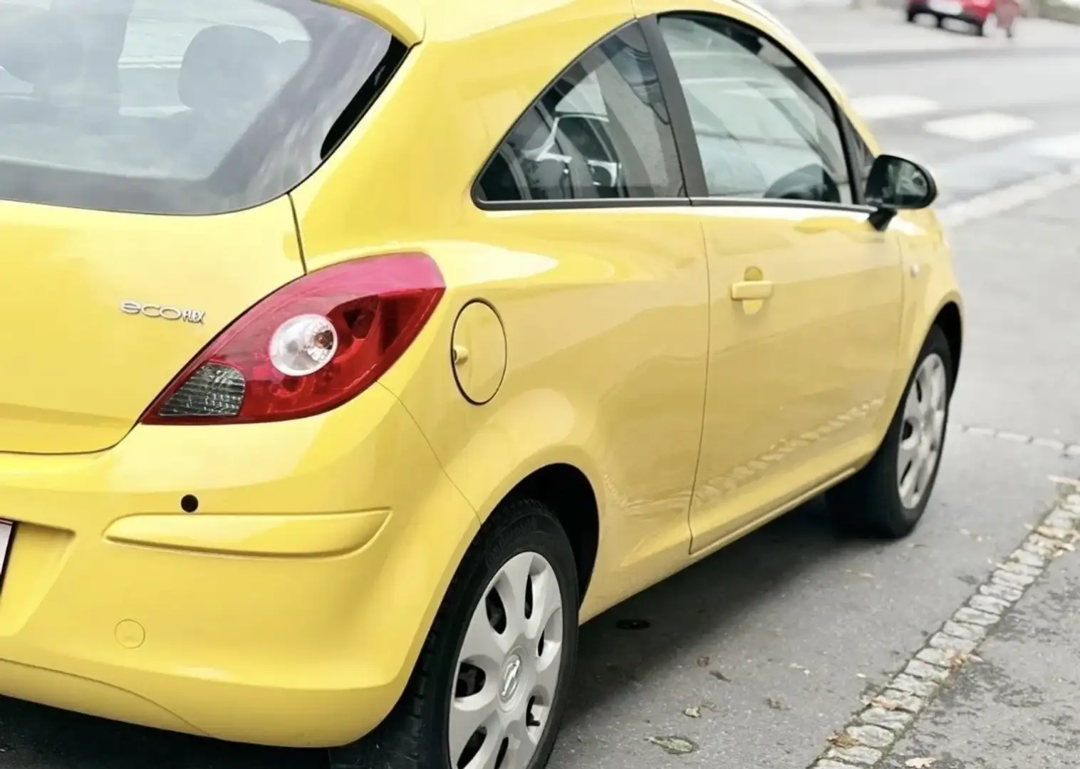 Opel Corsa 1,2 Edition Sunshine ecoFLEX Start/Stop System - 2