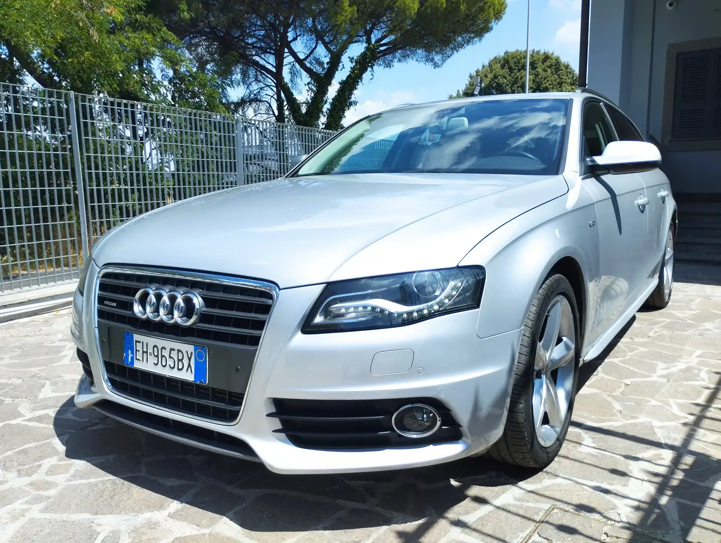 Audi A4 A4 IV 2007 Avant  2.0 tdi quattro 170cv SLINE Argento - 2