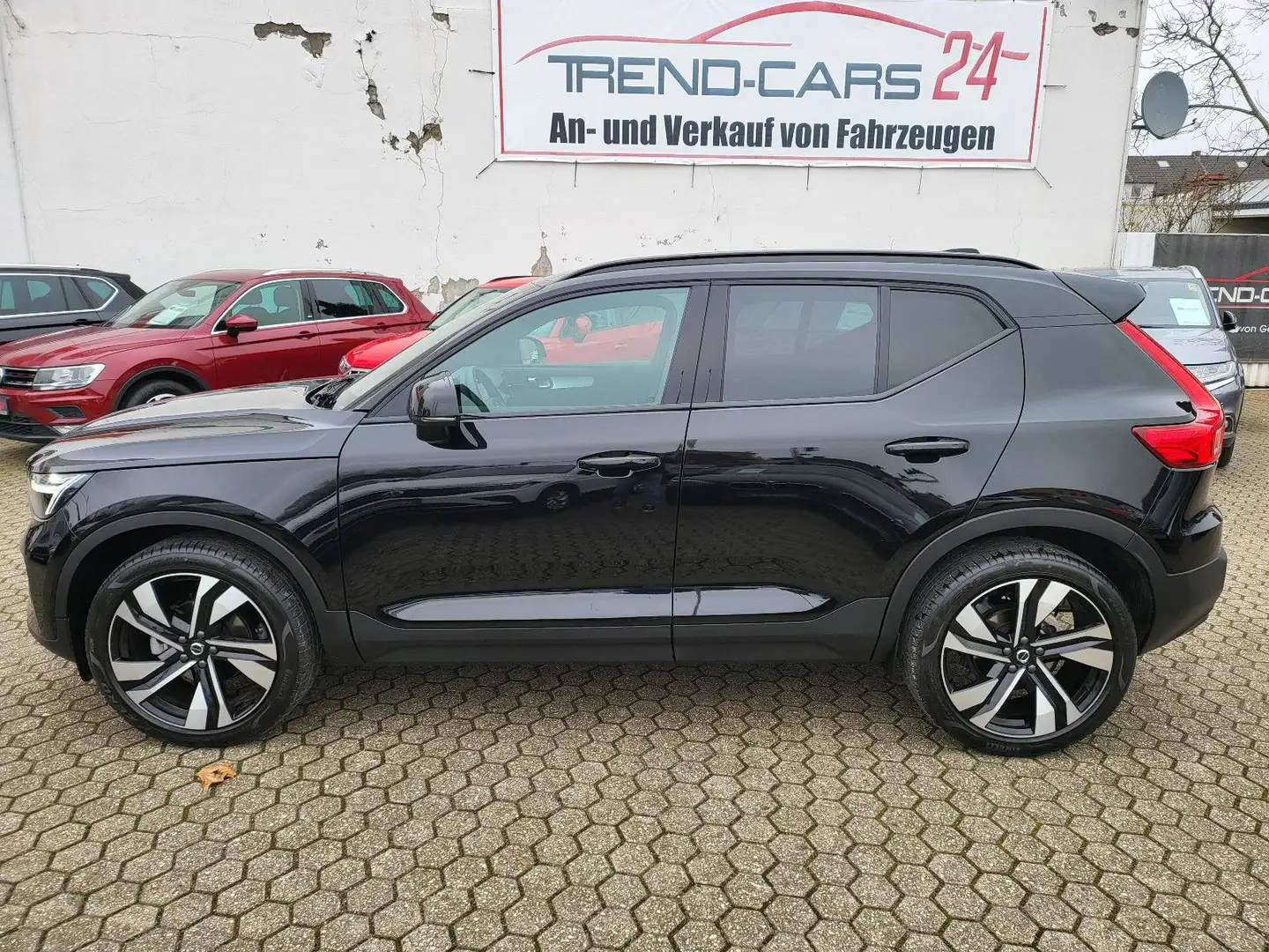 Volvo XC40 Plus Dark*Harman/Kardon*Pano*Navi*ACC* Negro - 2