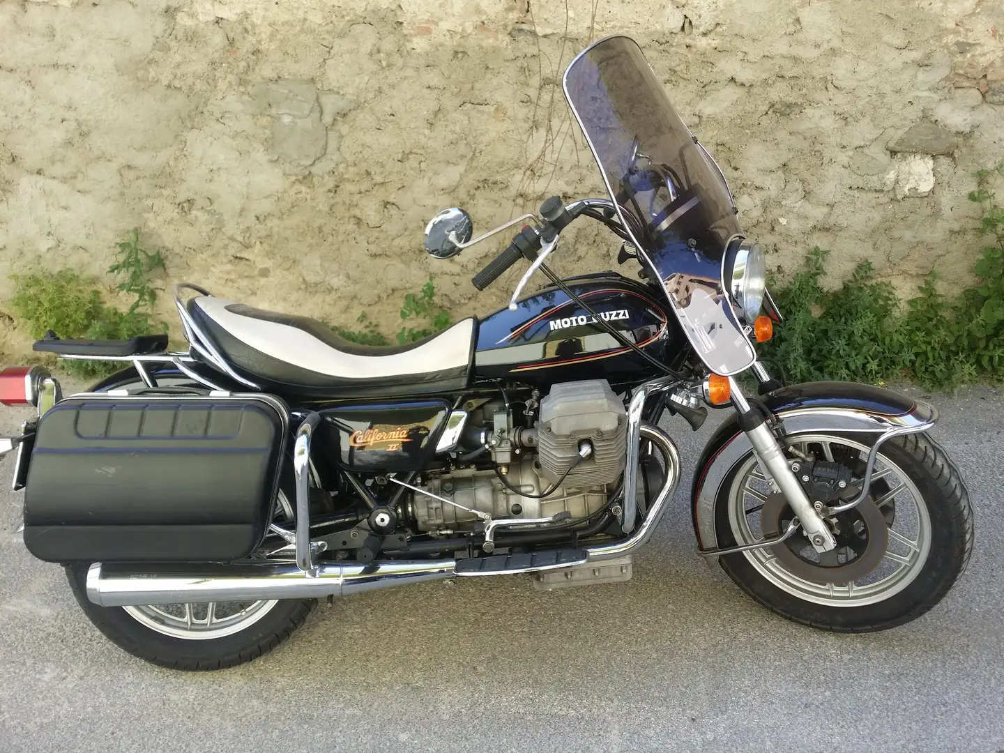 Moto Guzzi California 1000 Чорний - 1