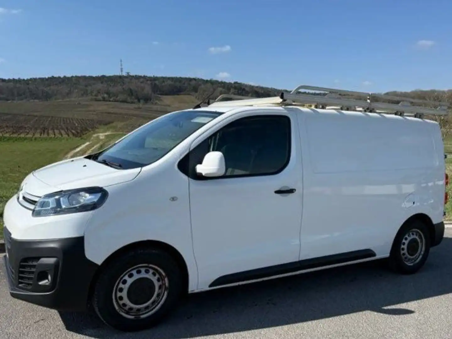 Citroen Jumpy Jumpy Fg. BlueHDI Talla XS Confort 115 S Bílá - 1