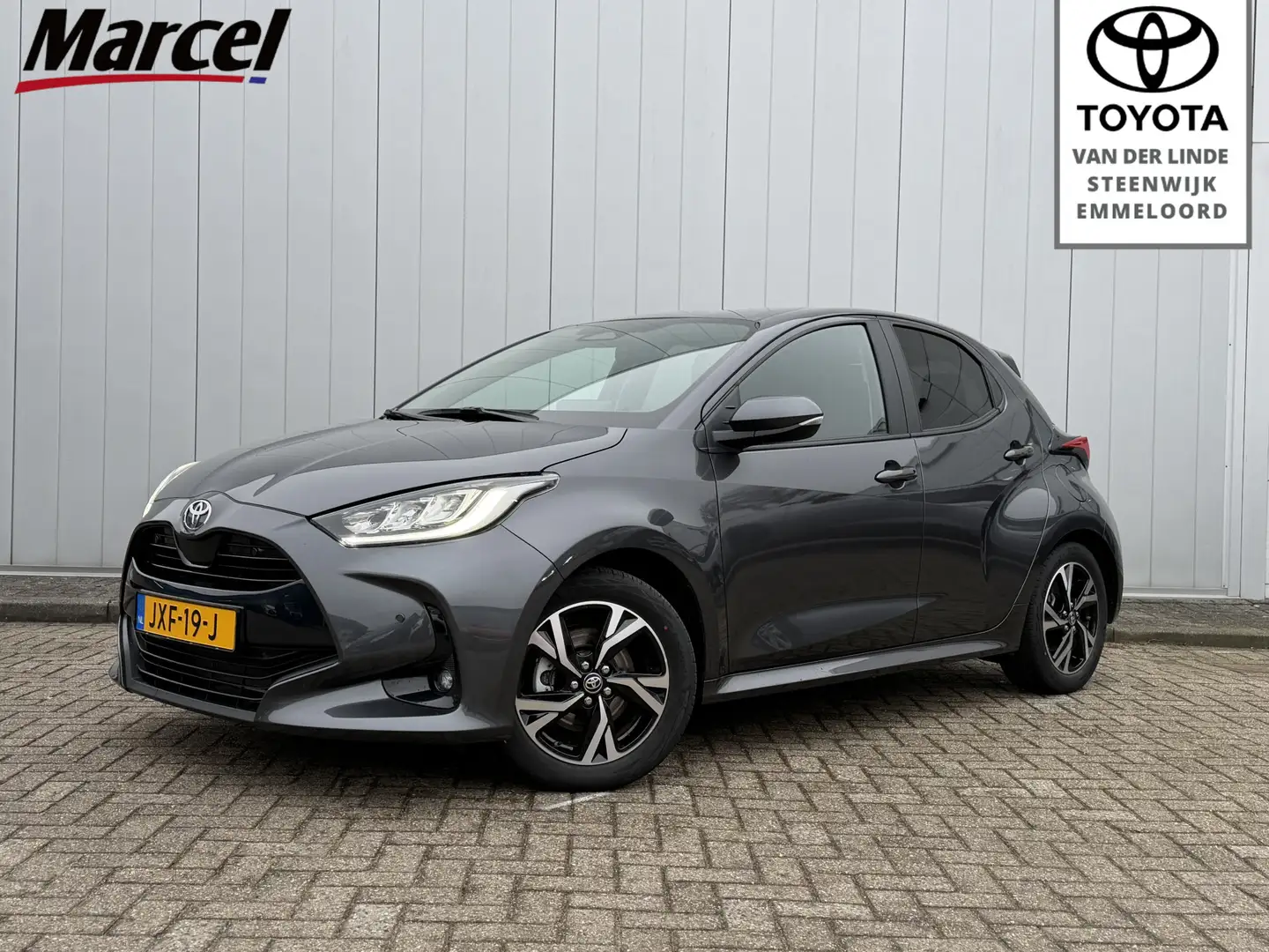 Toyota Yaris 1.5 Hybrid 115 First Edition Limited Stoel Stuur v Grau - 1