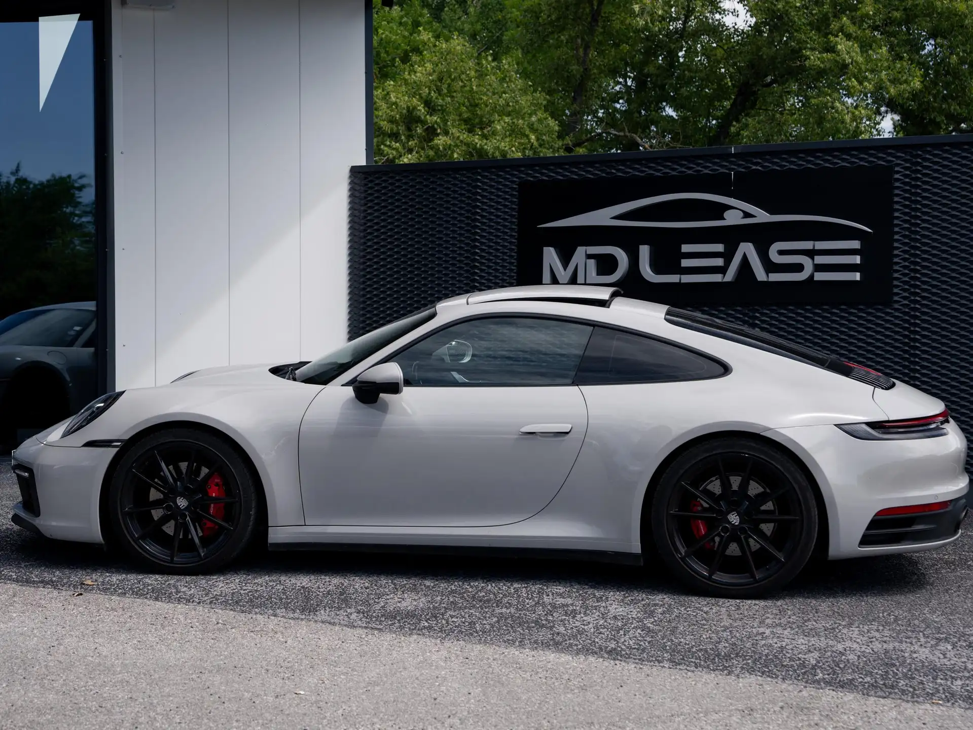 Porsche 911 911 Carrera 4 GTS Coupe 2019 화이트 사진 2