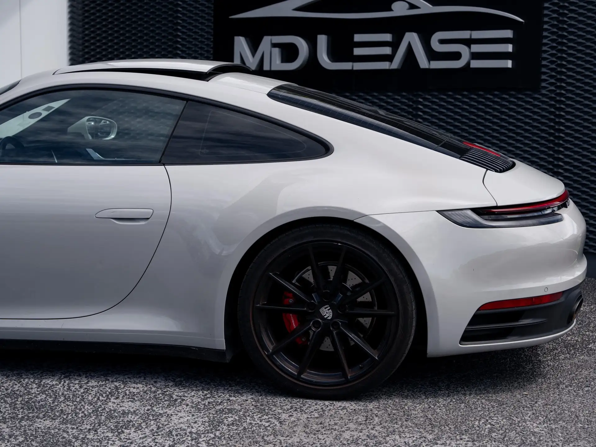 Porsche 911 911 Carrera 4 GTS Coupe 2019 화이트 사진 5