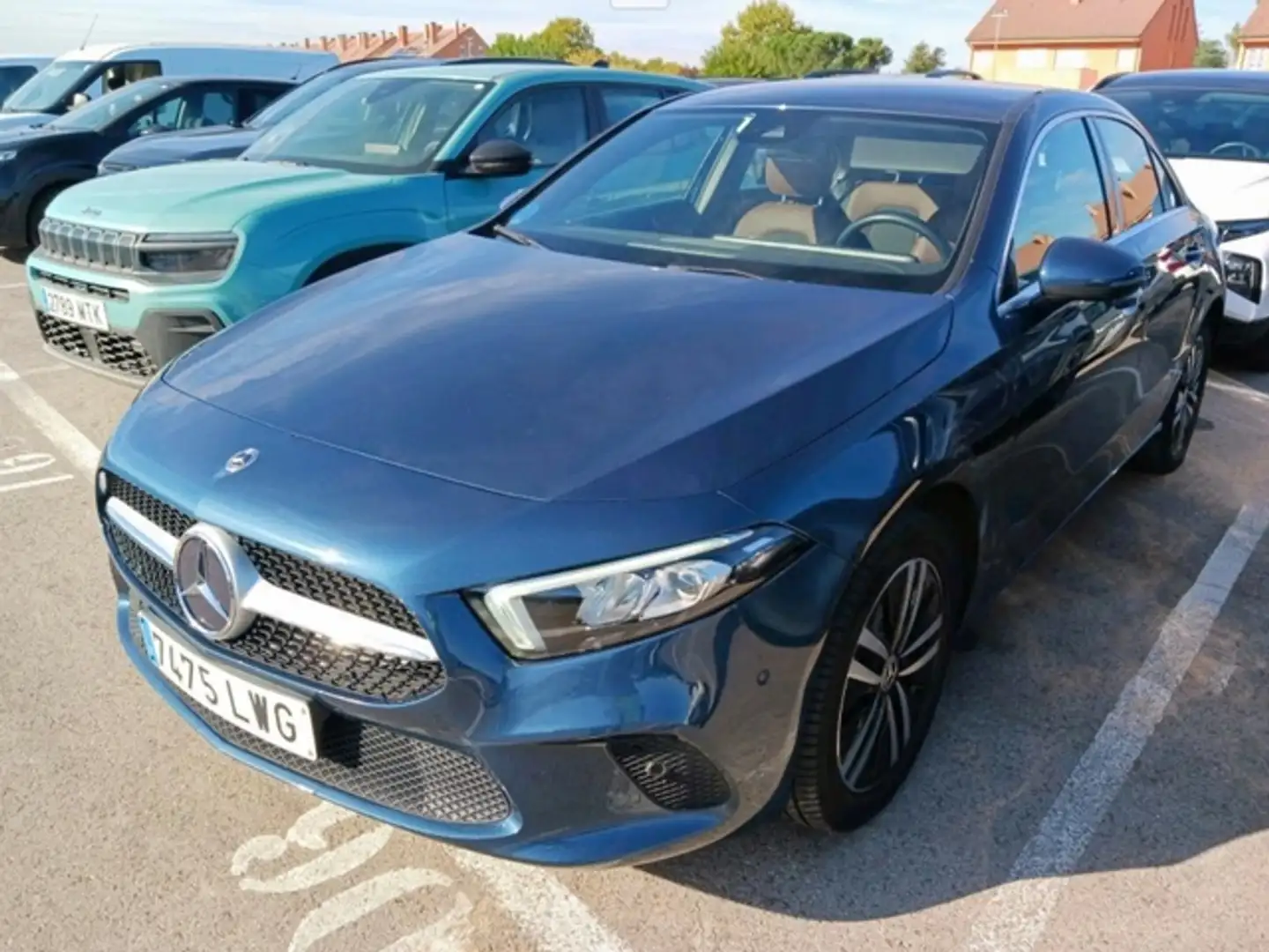 Mercedes-Benz A 250 250e Sedán 8G-DCT Azul - 1