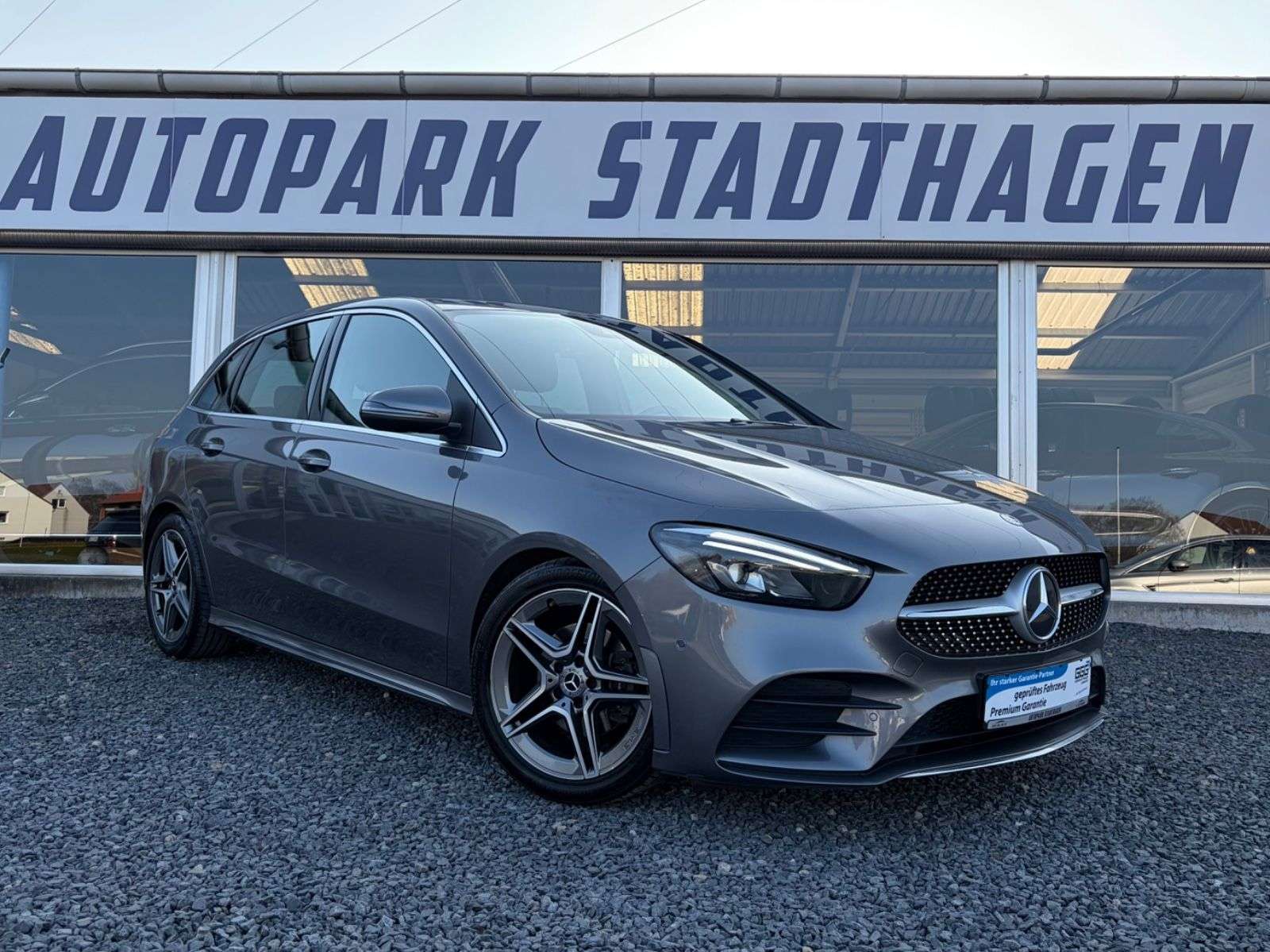 Second hand Mercedes Benz B-Class 180