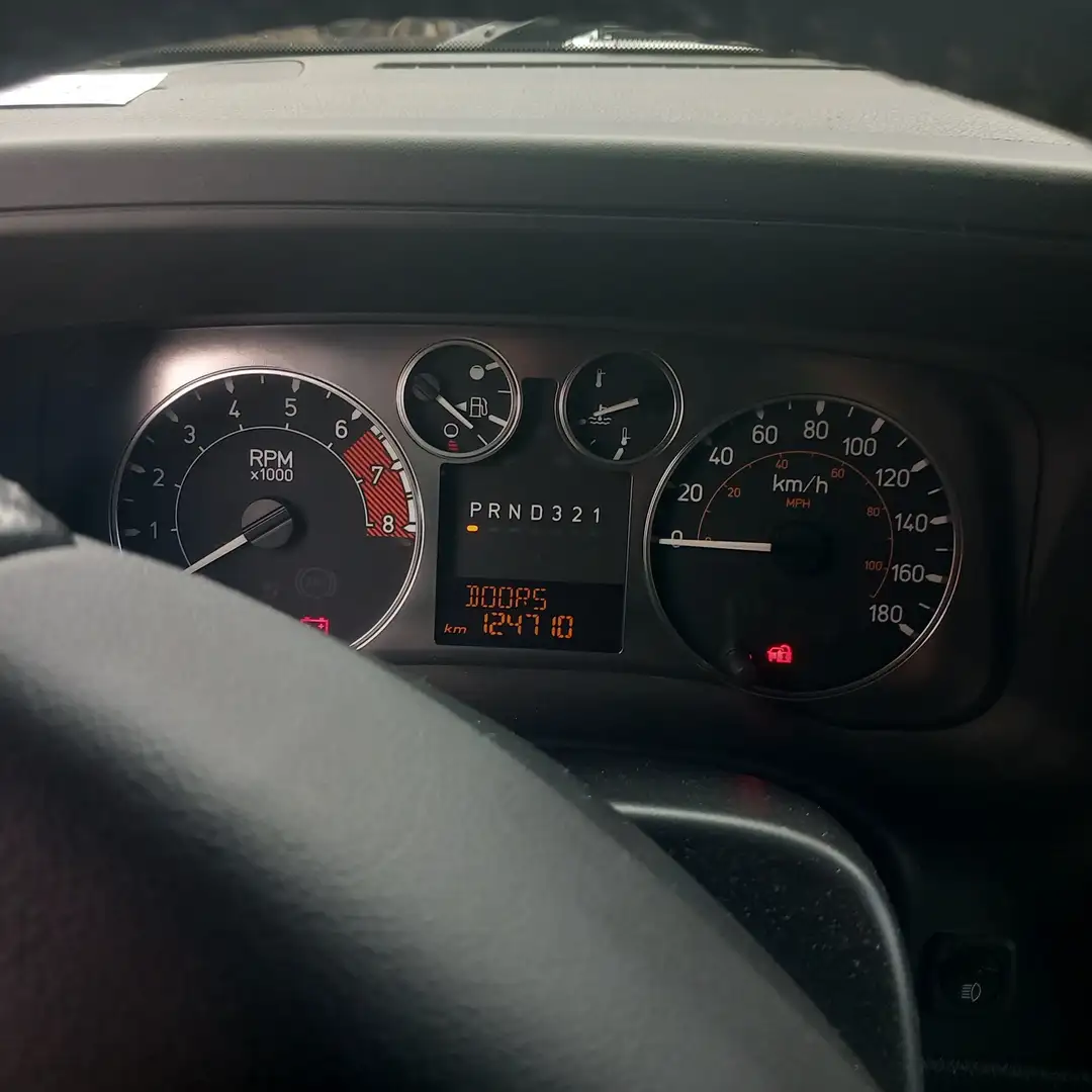 HUMMER H3 3.5 Platinum - 2