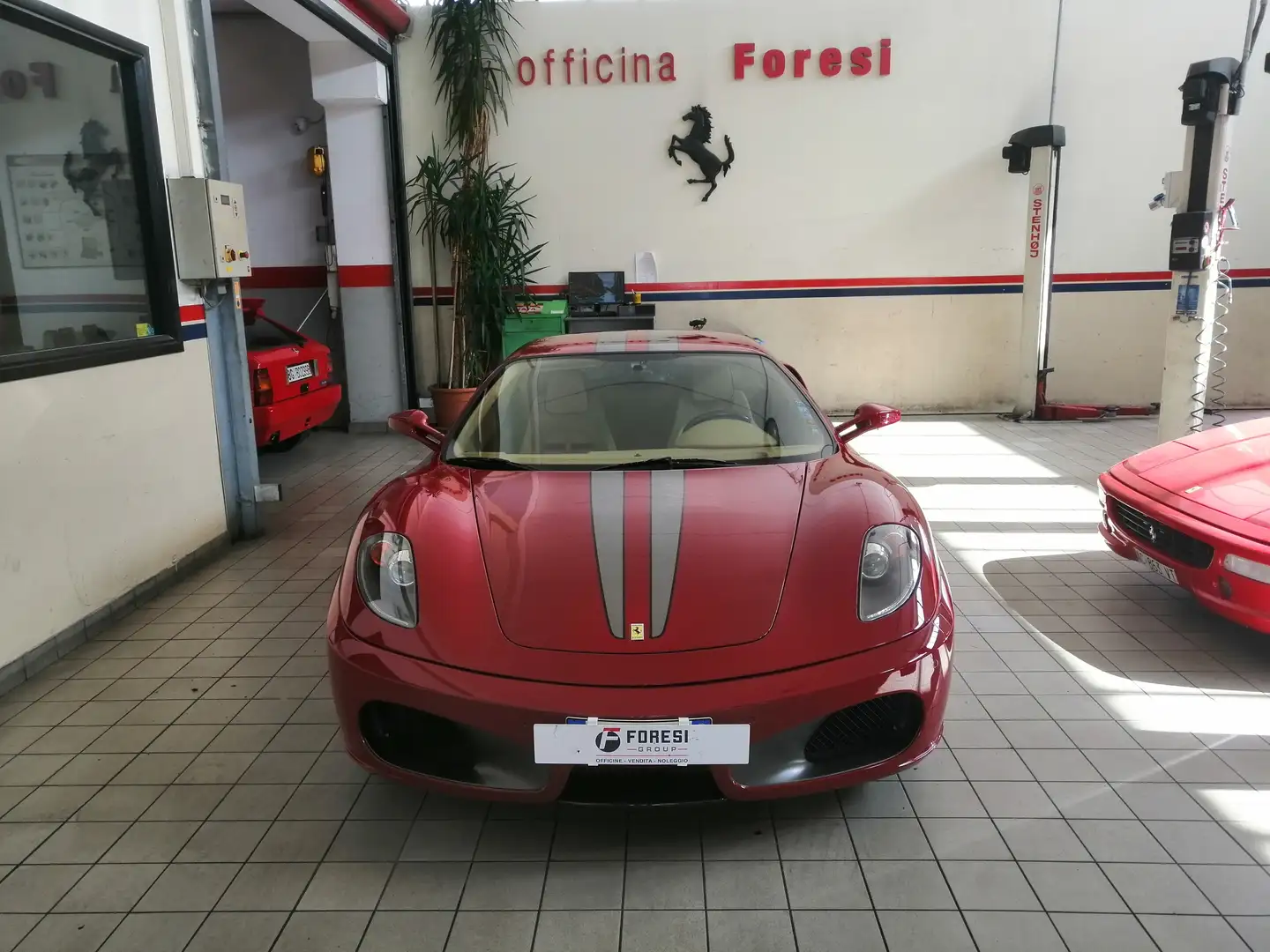 Ferrari F430 Rosso - 1