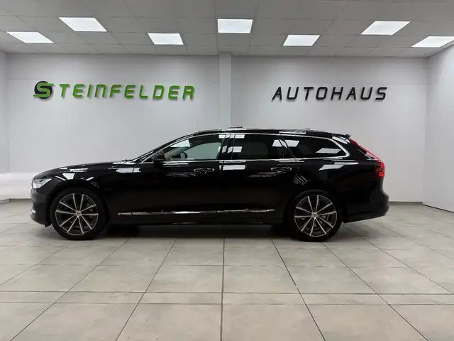 Volvo V90 view 4